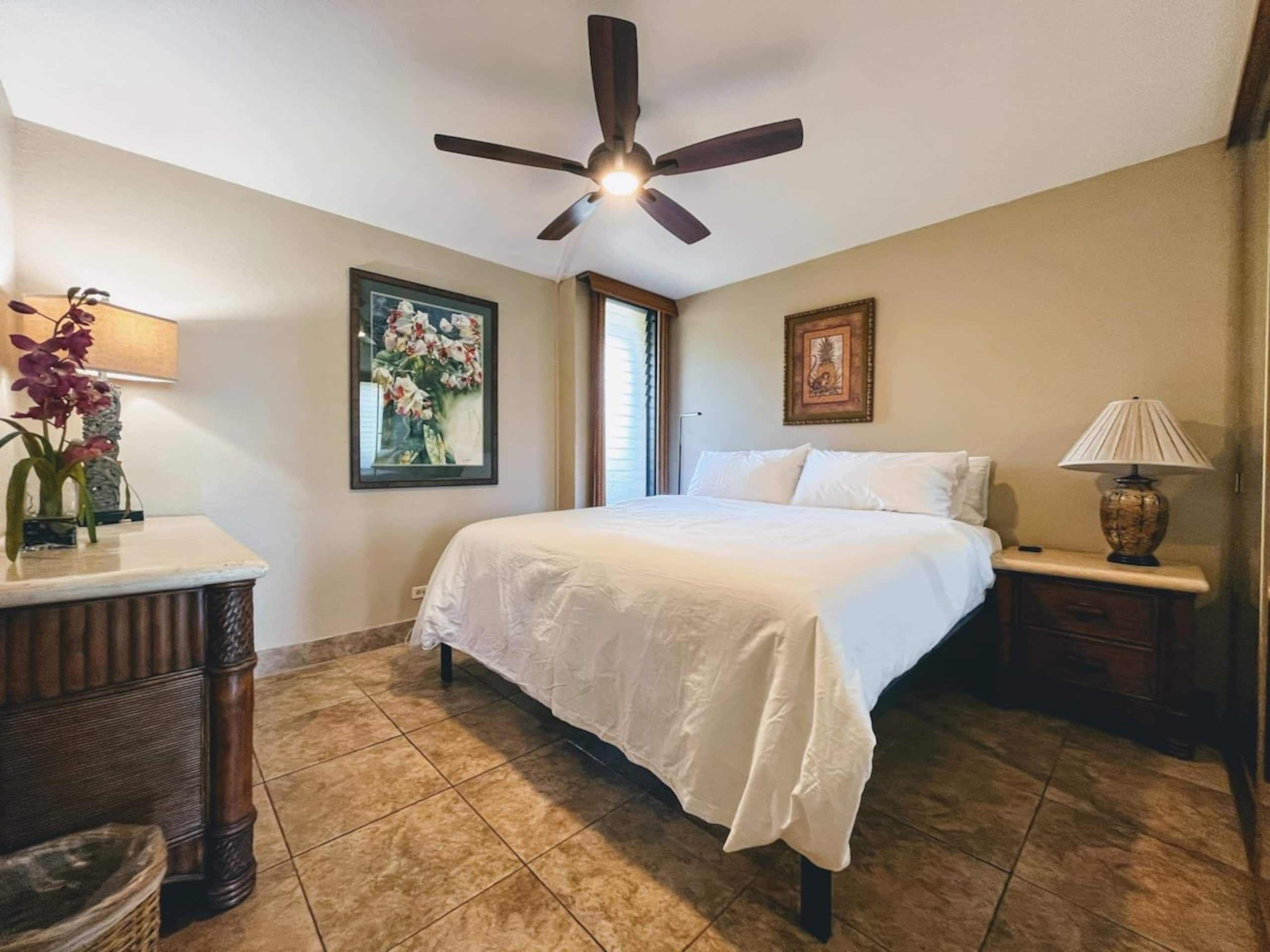 Maalaea Banyans 303 oceanfront, pool, hot tub, w/d - Photo 5