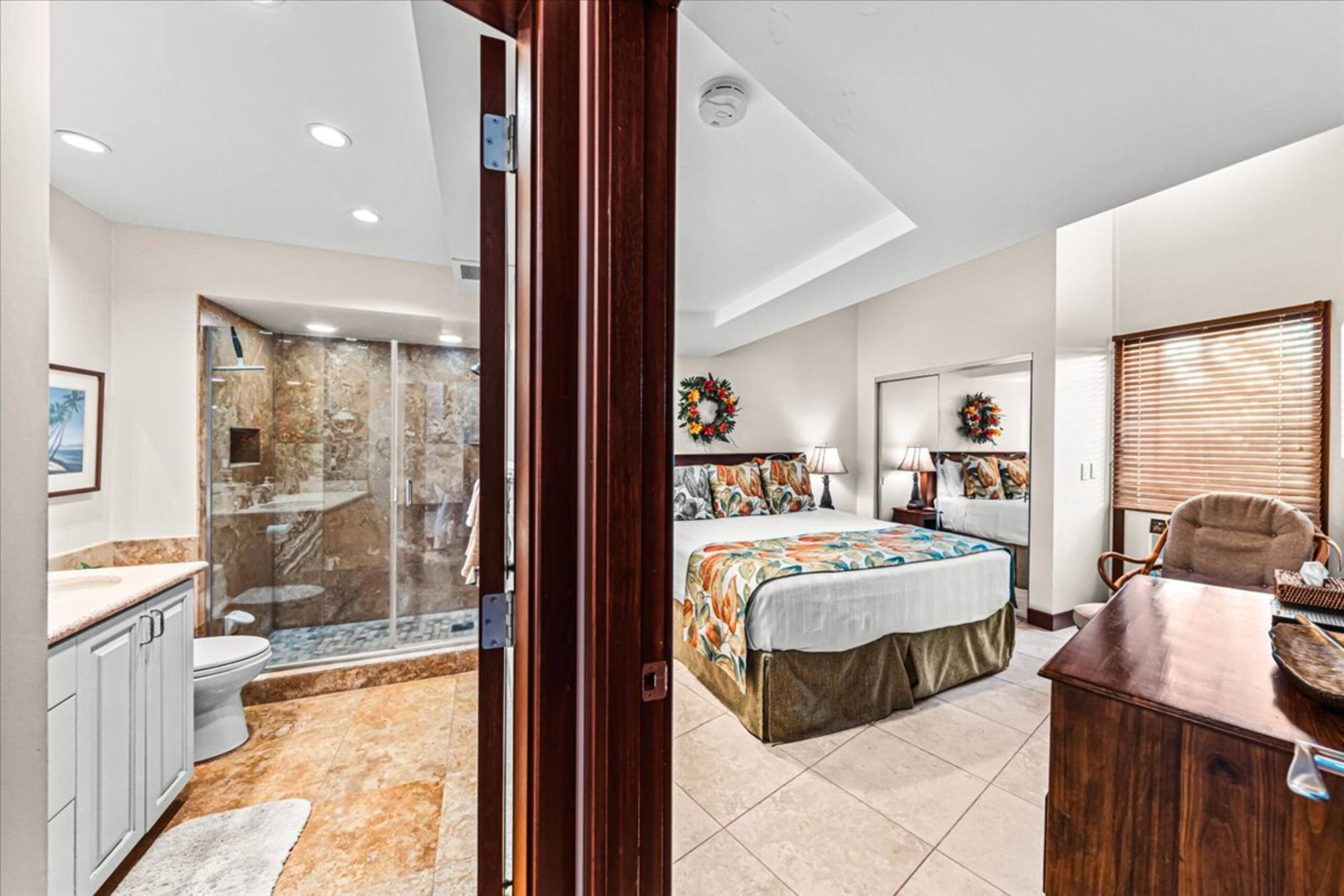 West Maui chic, 2bd condo with sleek, modern style - Photo 20