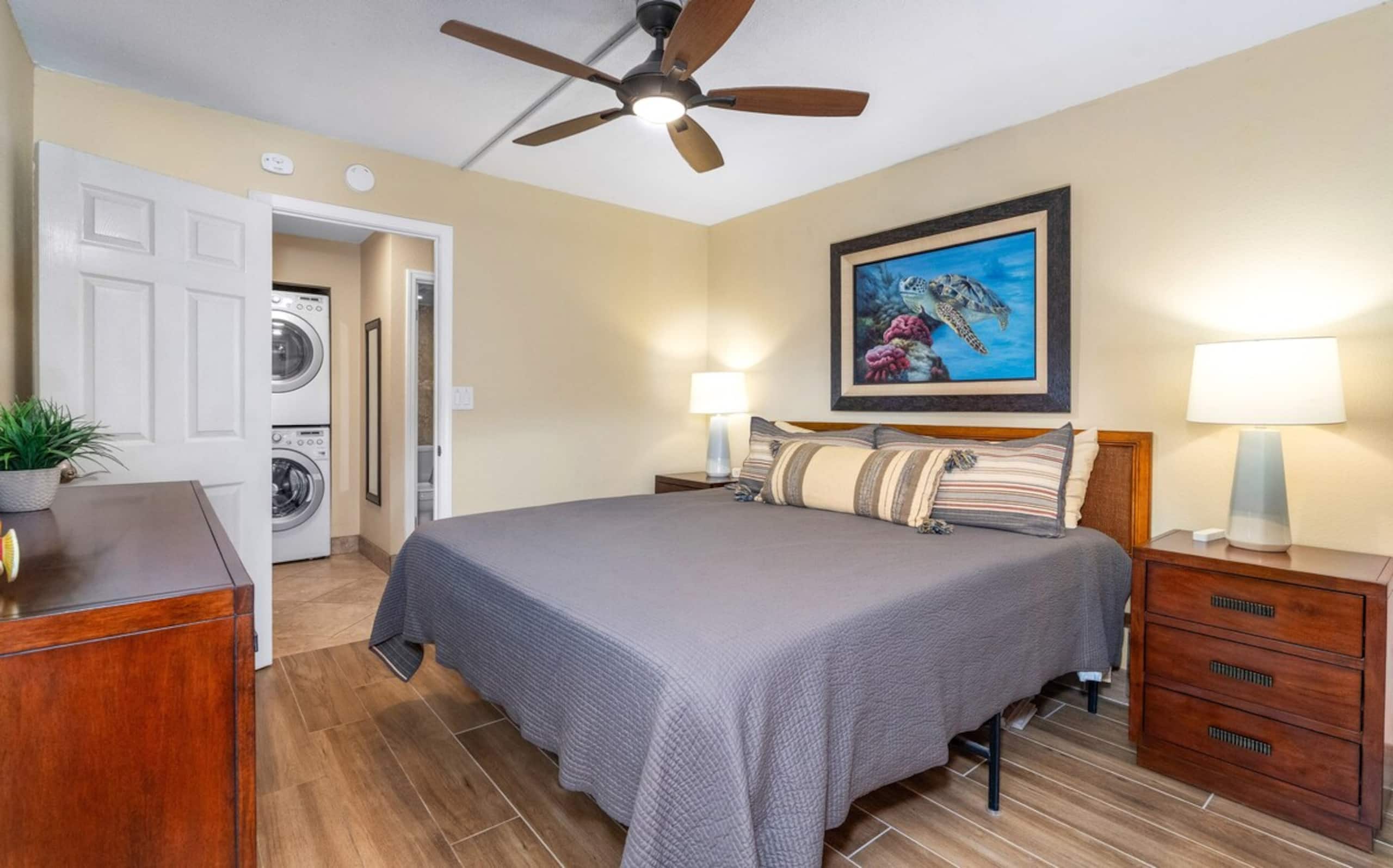 Beach Bungalow, Walking Distance to Everything - Main photo