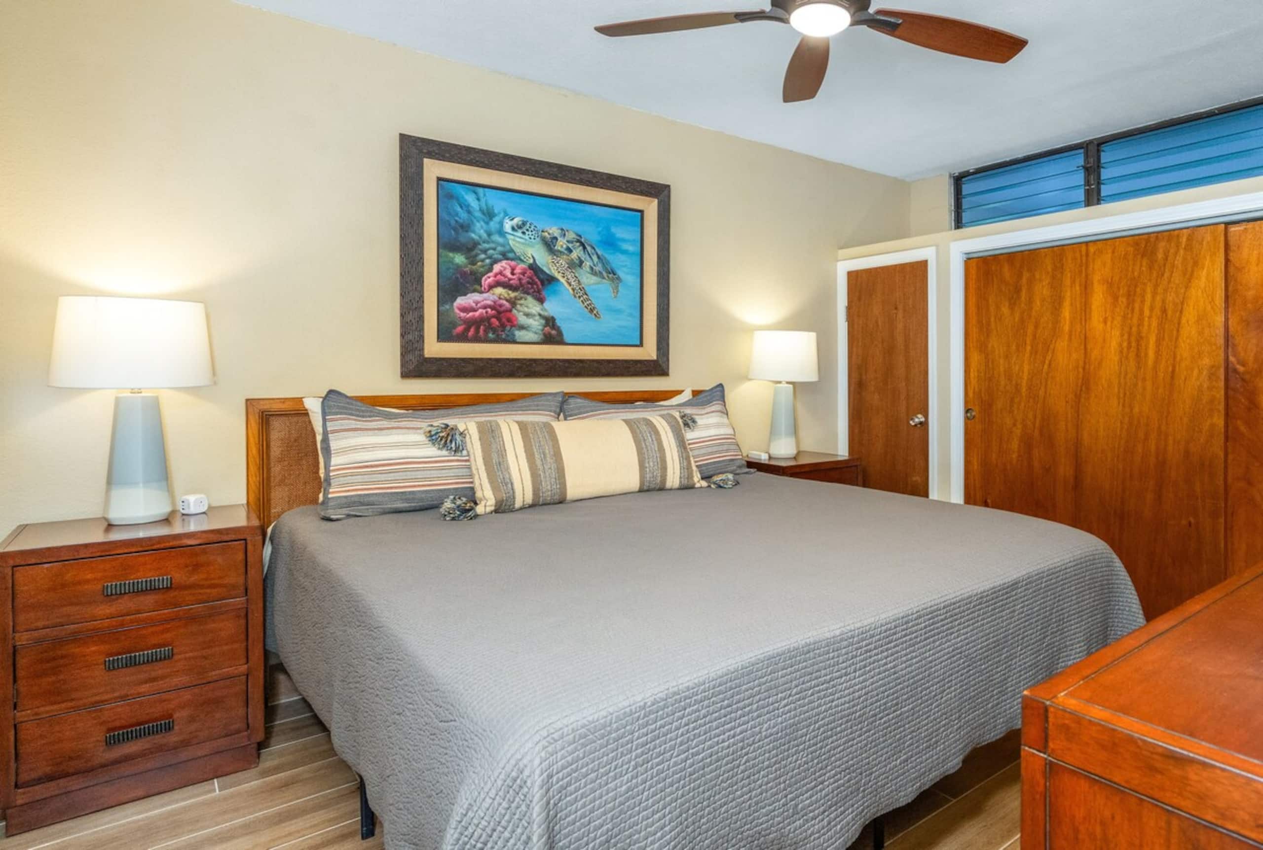 Beach Bungalow, Walking Distance to Everything - Photo 17