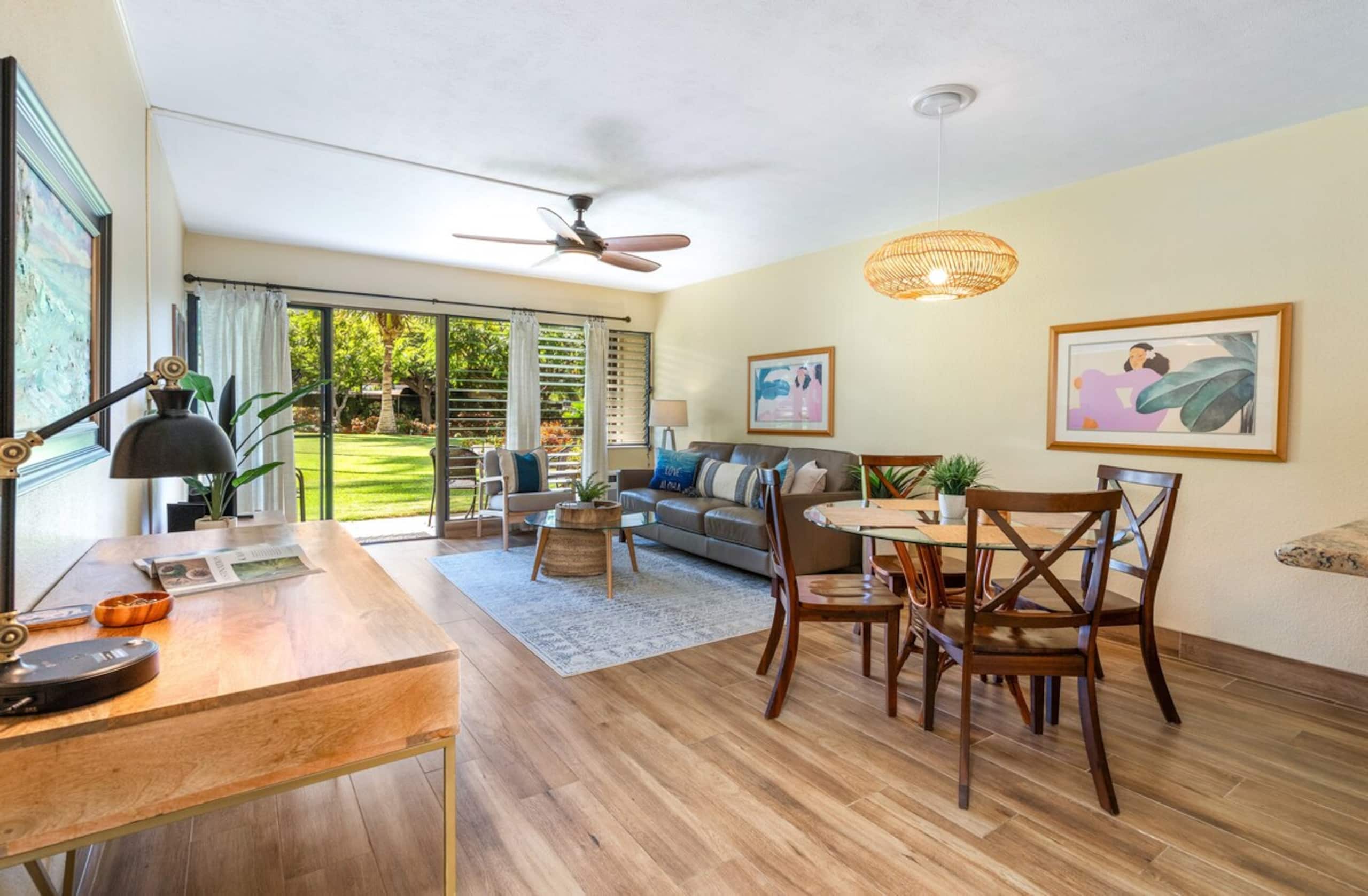 Beach Bungalow, Walking Distance to Everything - Photo 13