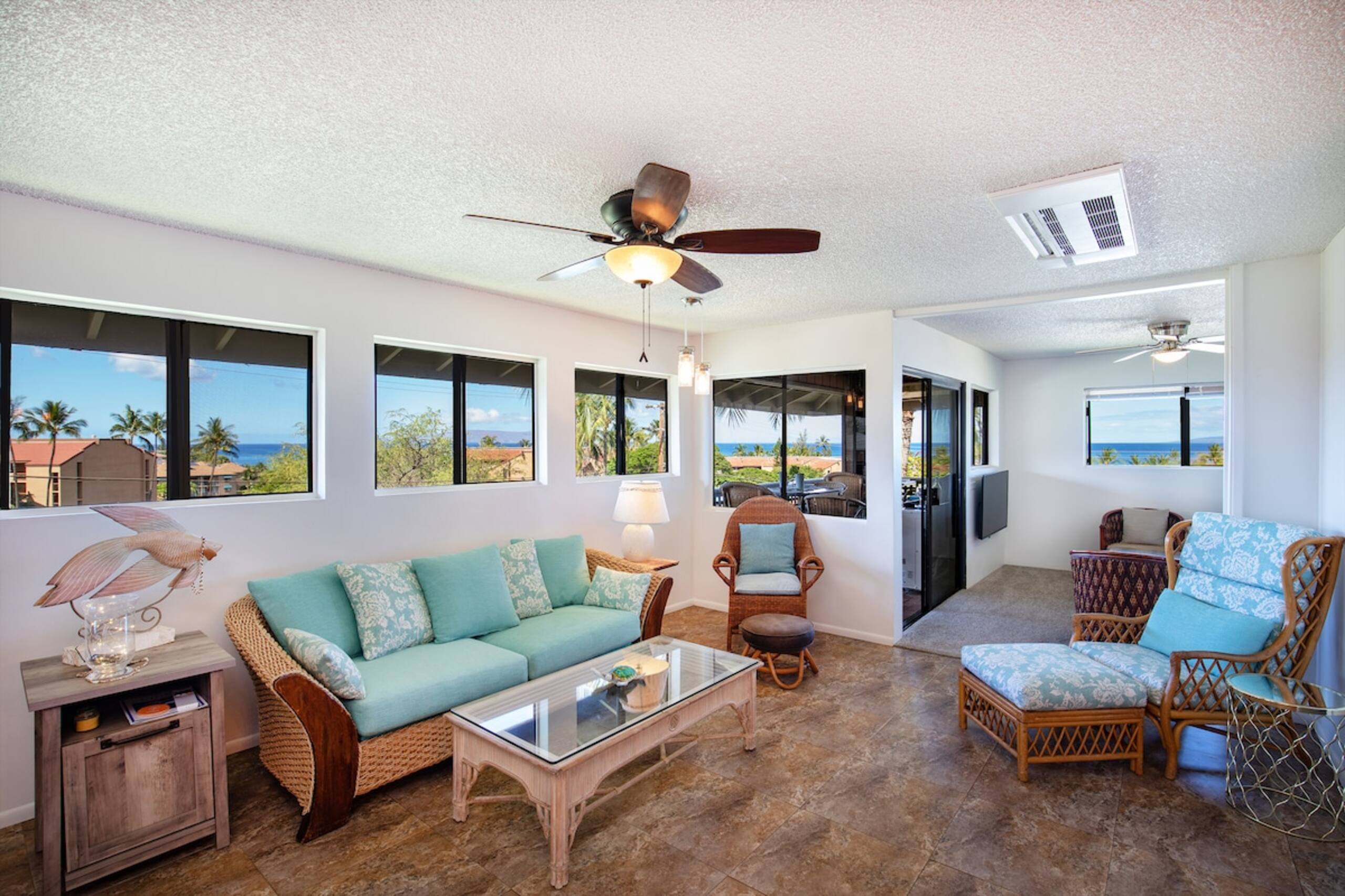 Luxury Ocean View 4 Bedroom Penthouse - Photo 10