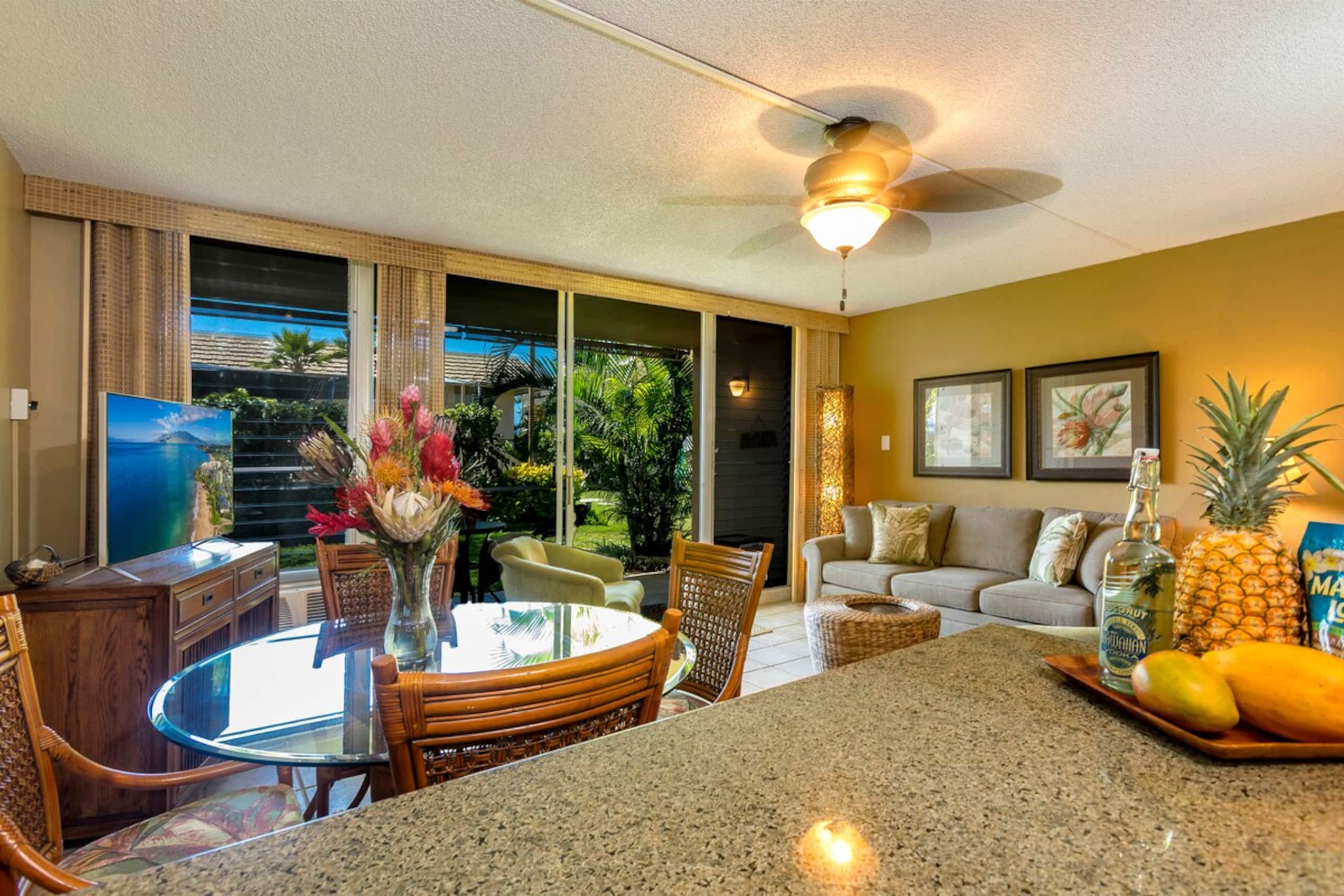 Across From the Beach 60ft Pool Wifi A/C KKN3116 - Photo 2