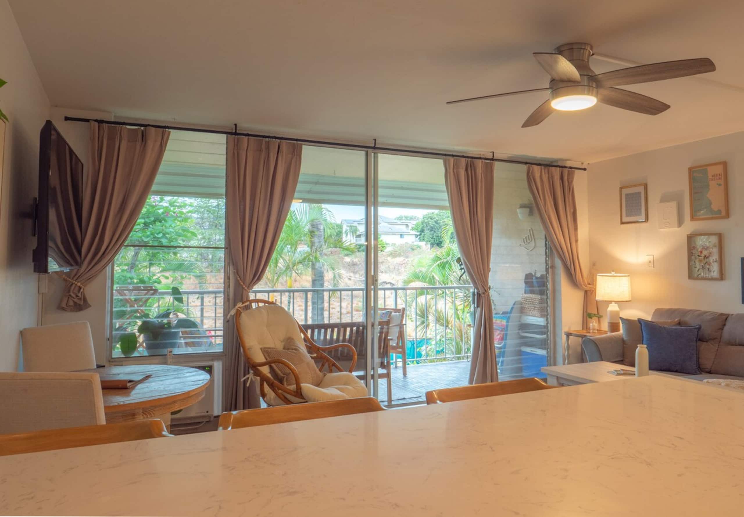 South Mauis Best Vacation Condo, Steps to Beach - Photo 7