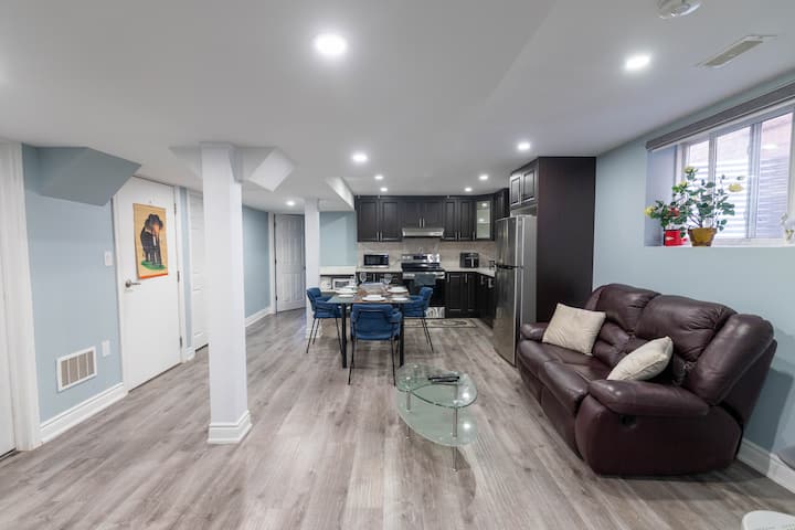 Spacious Private Basement With Separate Entrance - Vaughan