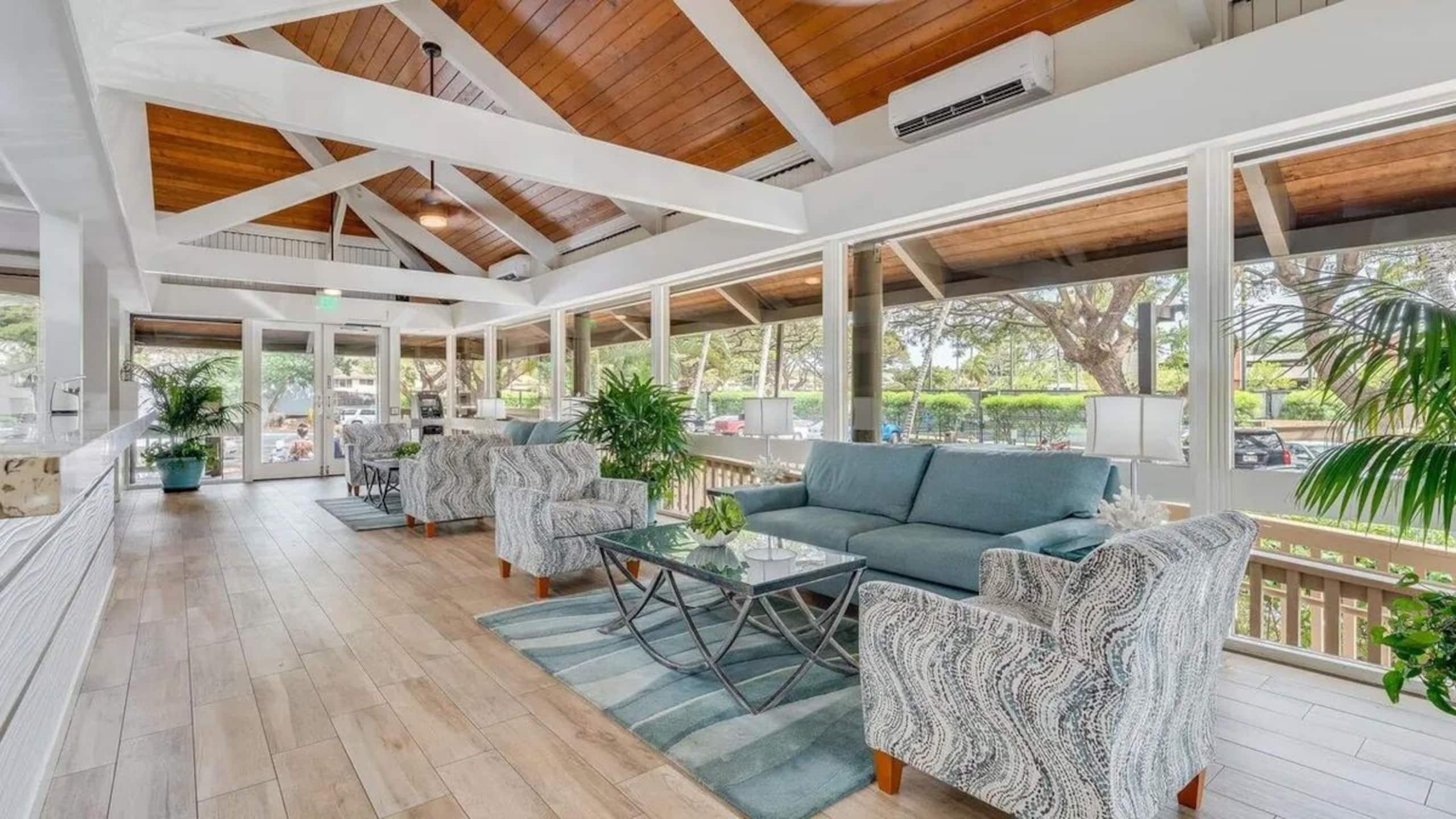 Papakea Oceanfront Resort, King Bed, 1st FL Studio - Photo 40