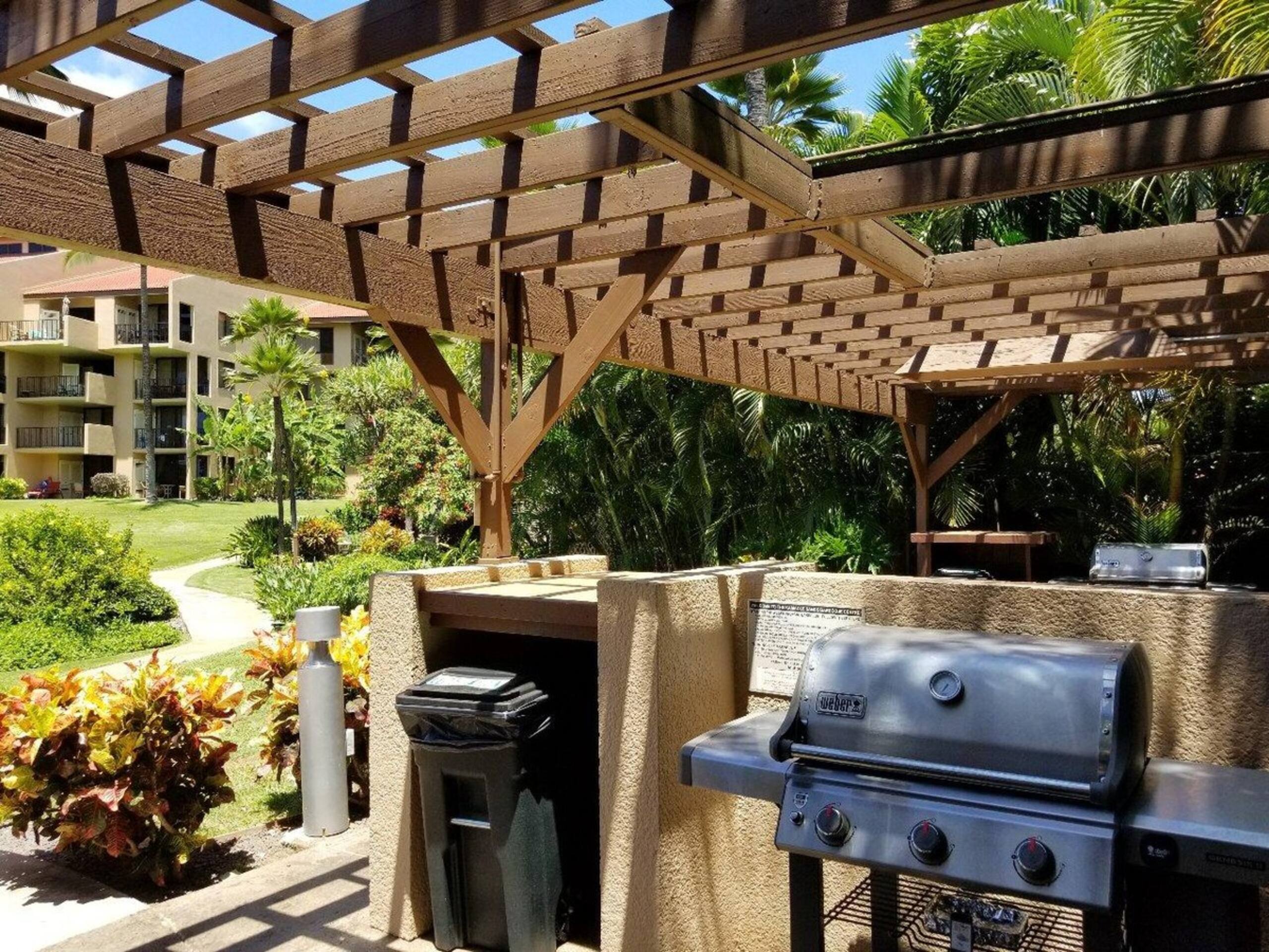 Large 3 Bedroom Condo Across From Beach Pool & Ho - Photo 50