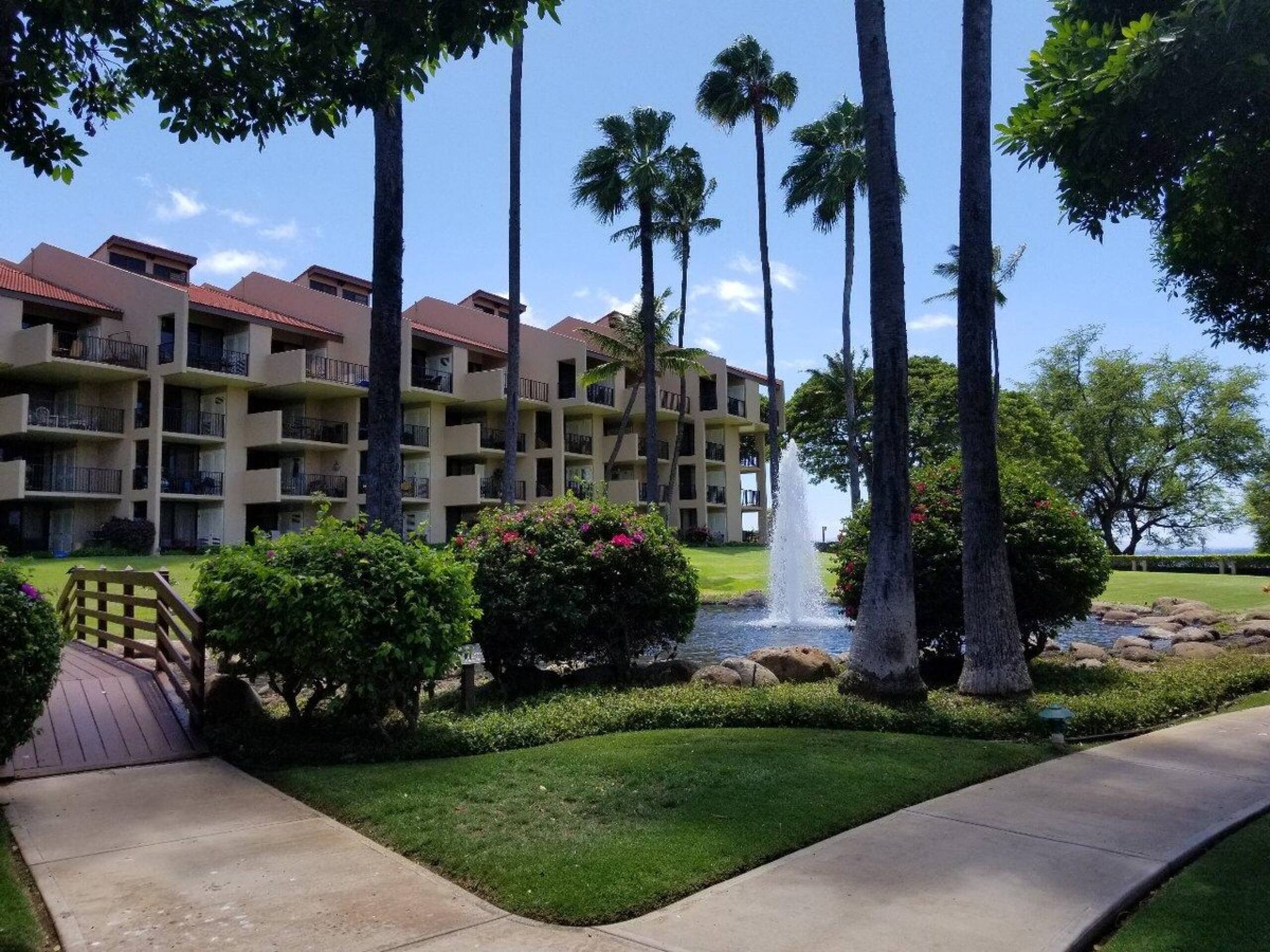 Large 3 Bedroom Condo Across From Beach Pool & Ho - Photo 57