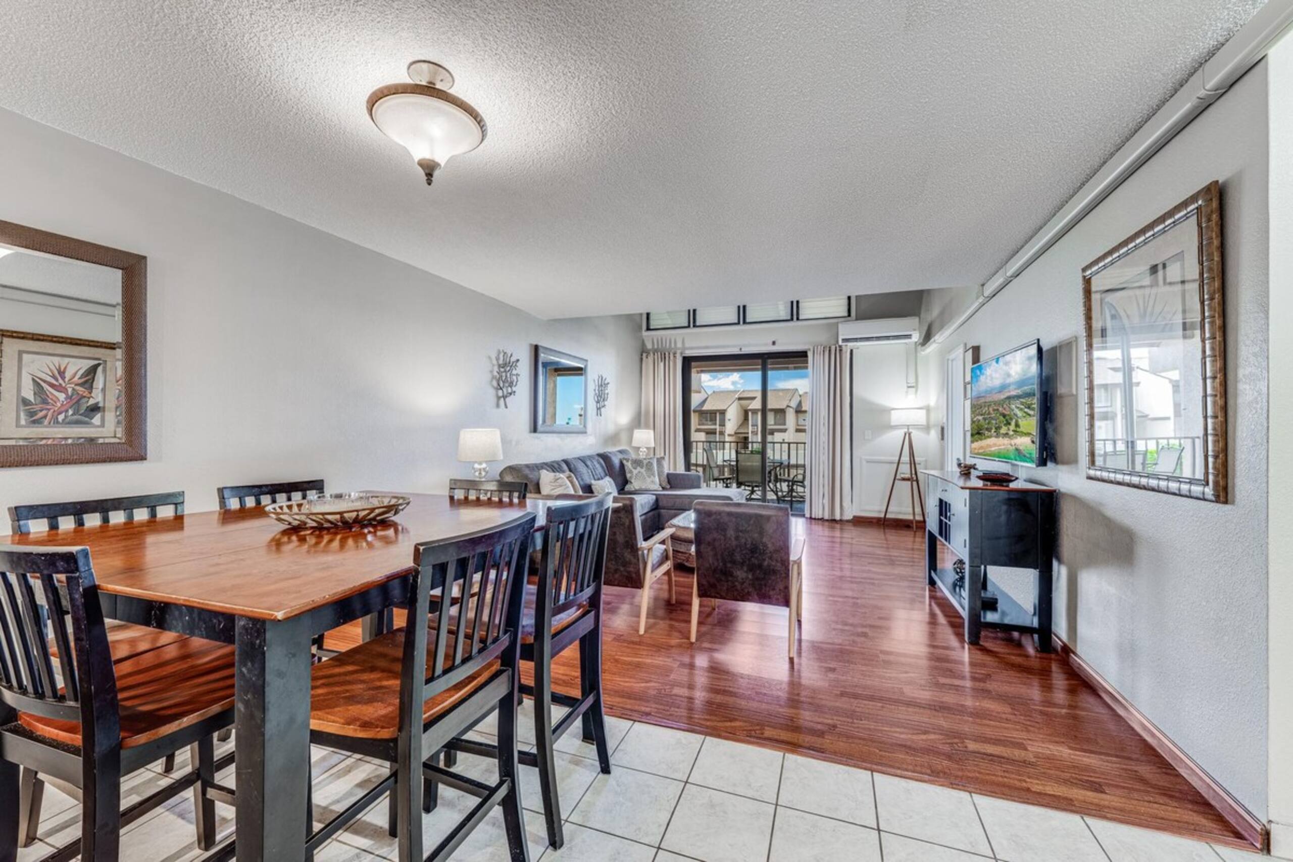 Large 3 Bedroom Condo Across From Beach Pool & Ho - Photo 8