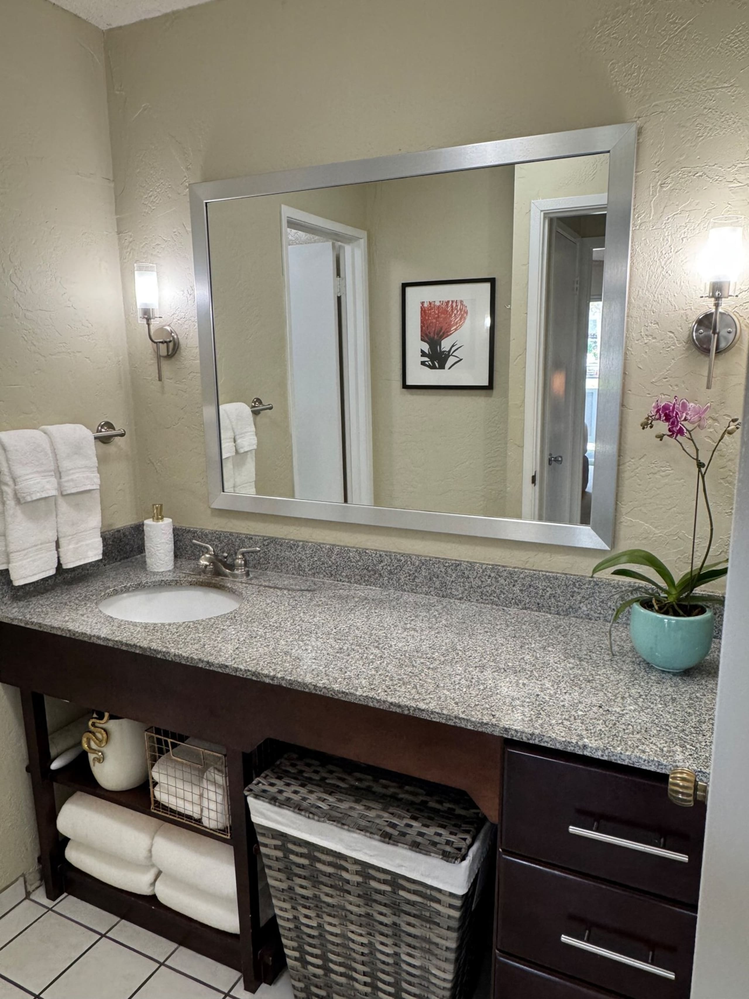 Ocean View, Fully AC'd, 1 Bed/Ba, Full Kitchen - Photo 25