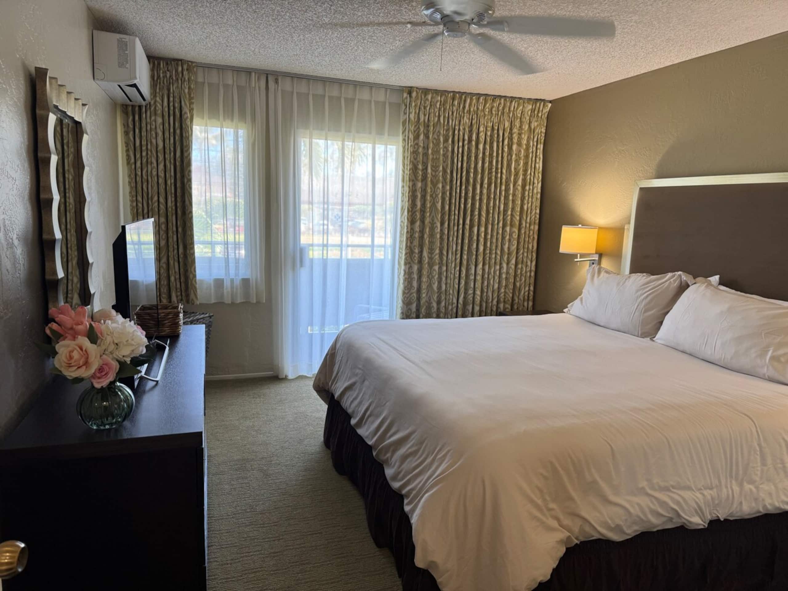 Ocean View, Fully AC'd, 1 Bed/Ba, Full Kitchen - Photo 20