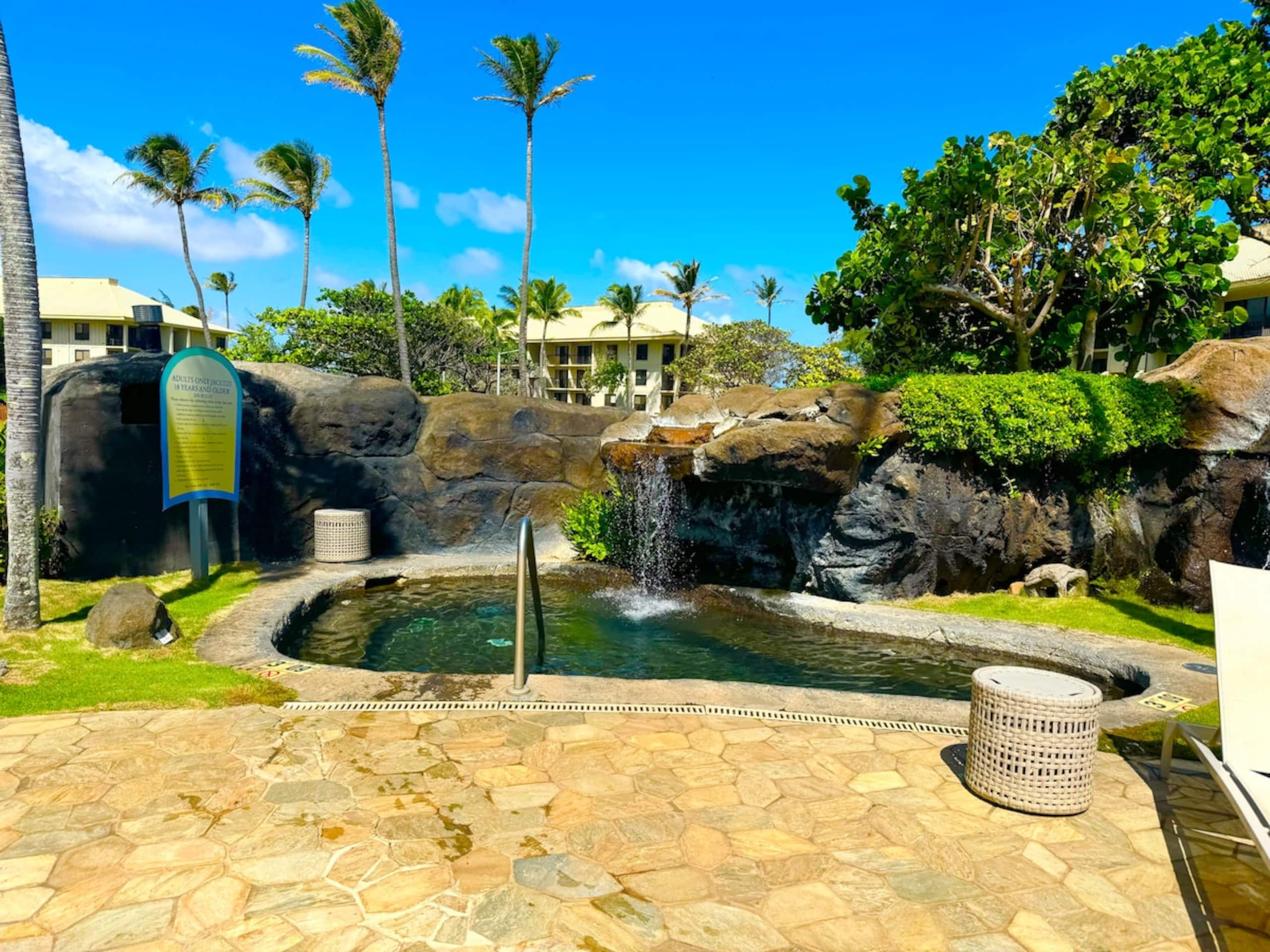 Lagoon View Resort Retreat - Photo 15