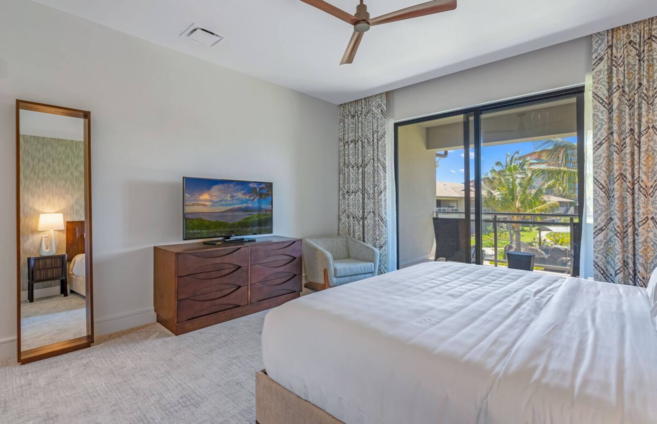 Elevated Villas with Modern Design, 6 Bedrooms - Photo 10