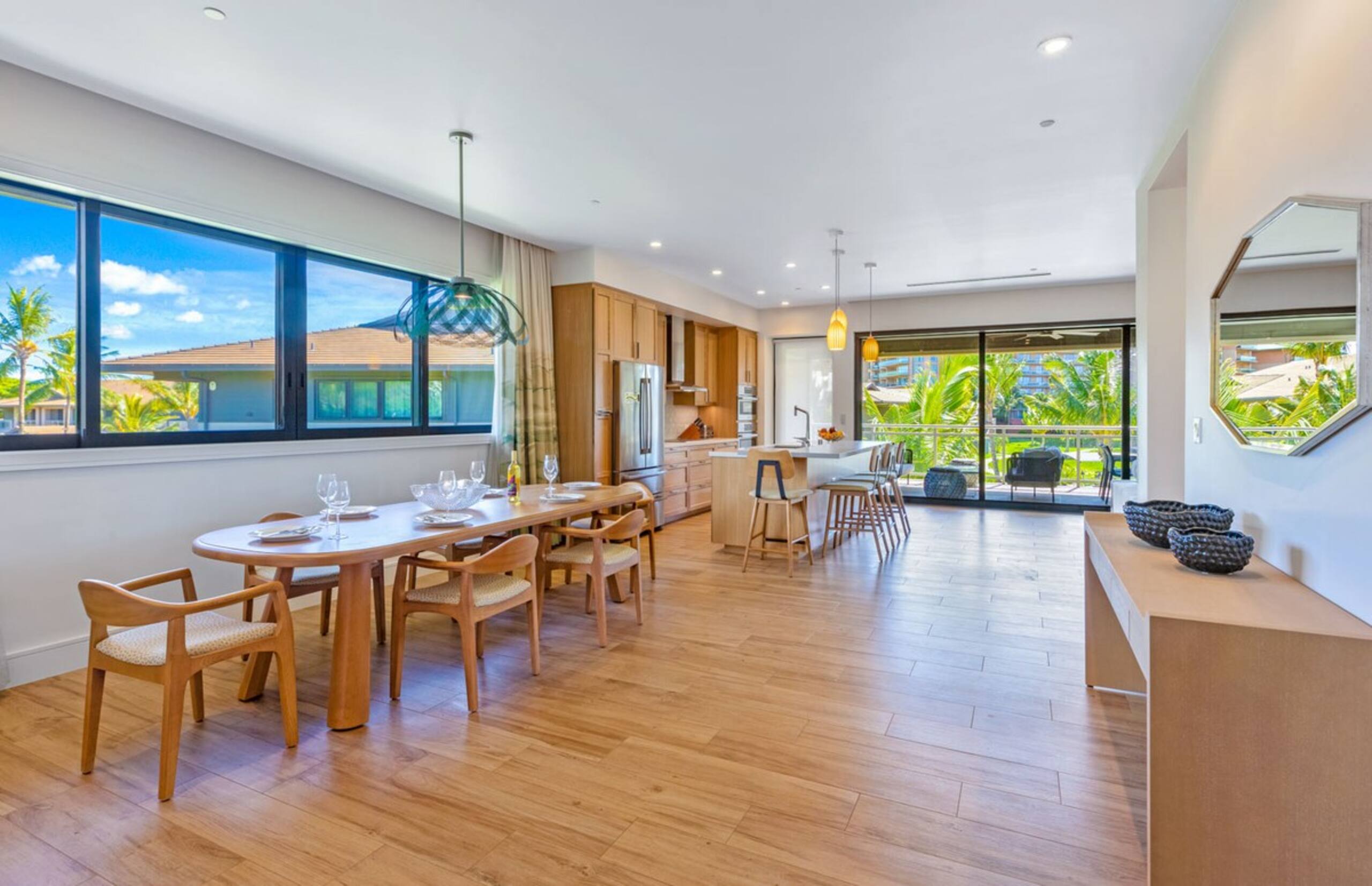 Elevated Villas with Modern Design, 6 Bedrooms - Photo 17