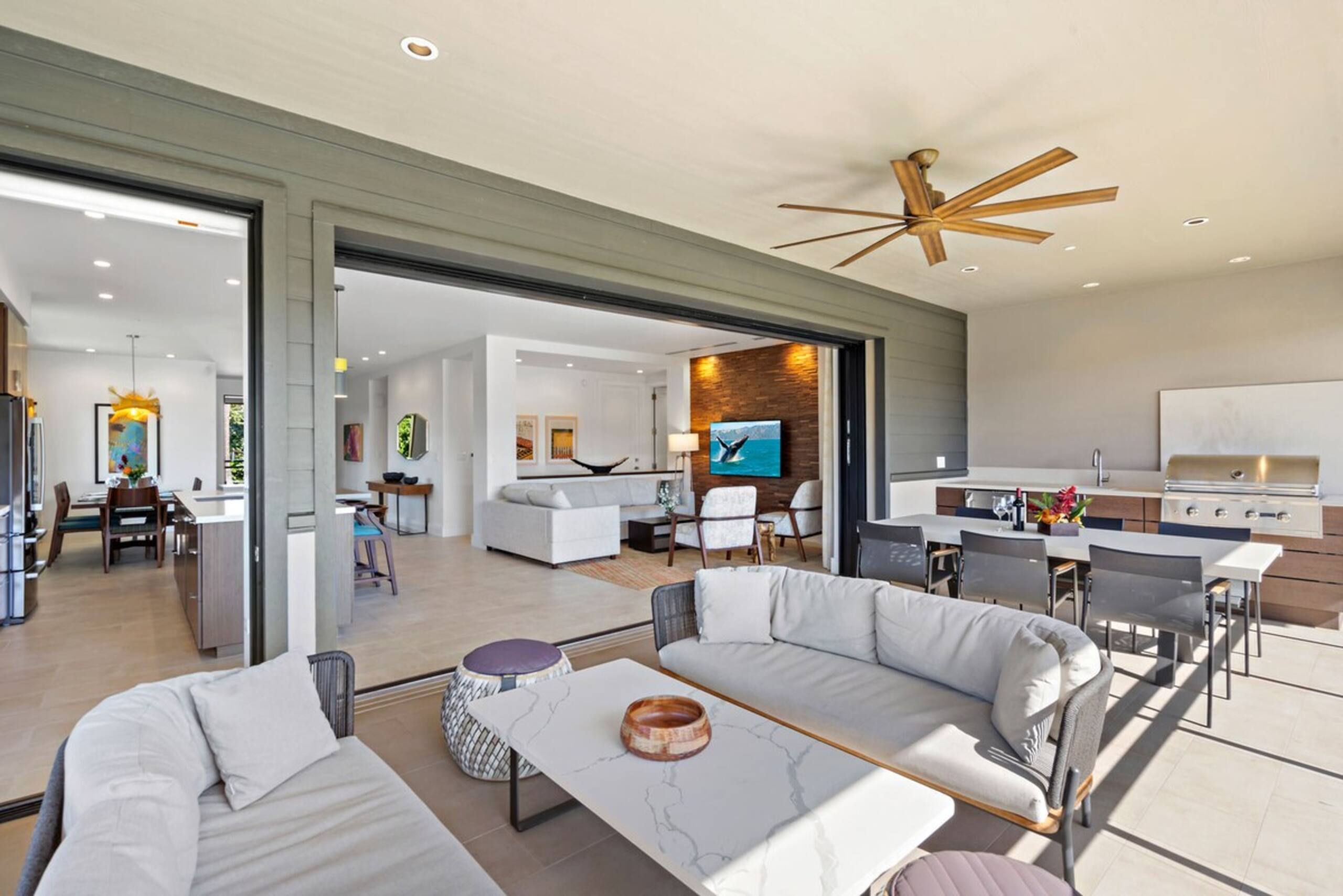 Elevated Villas with Modern Design, 6 Bedrooms - Photo 21