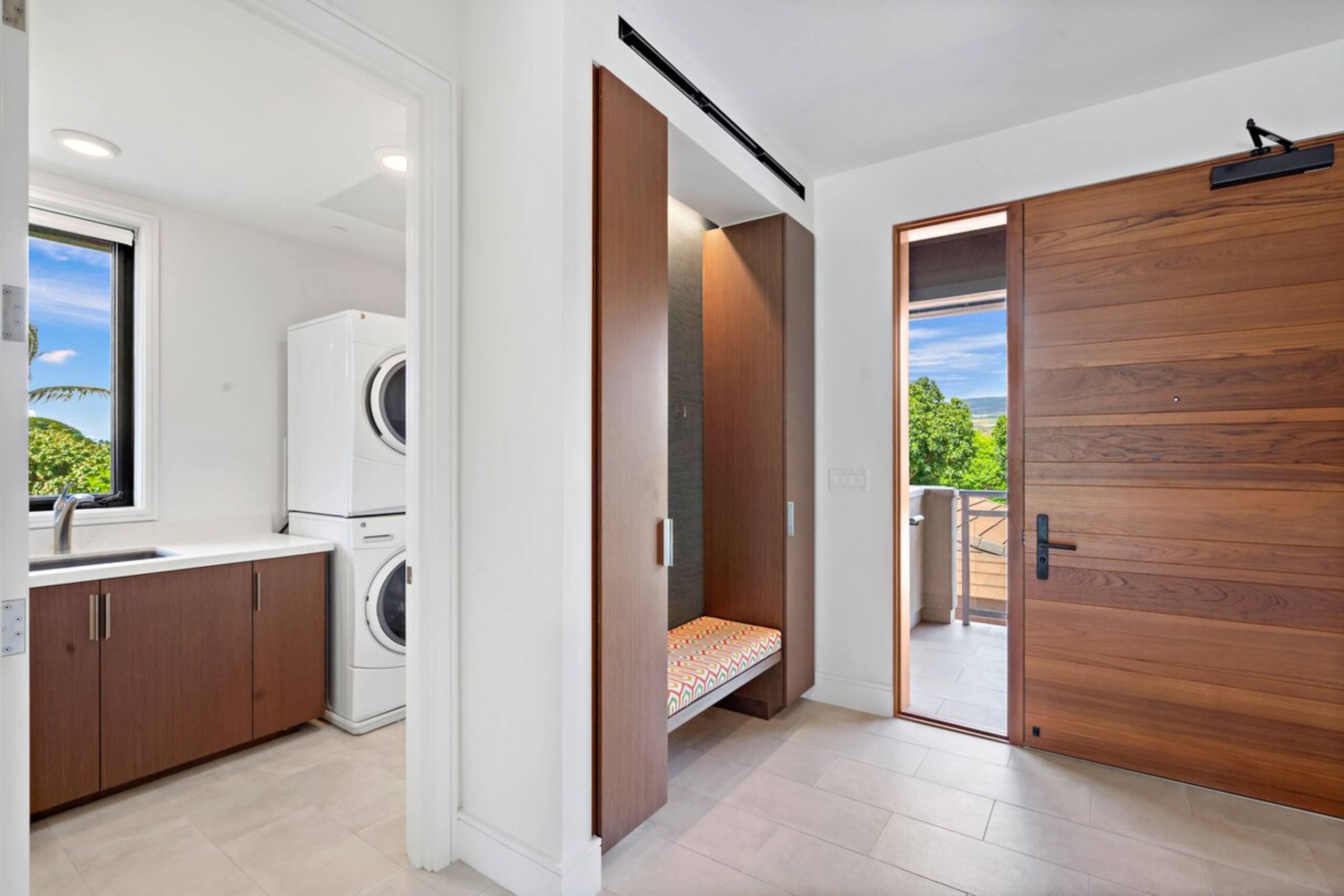 Elevated Villas with Modern Design, 6 Bedrooms - Photo 34