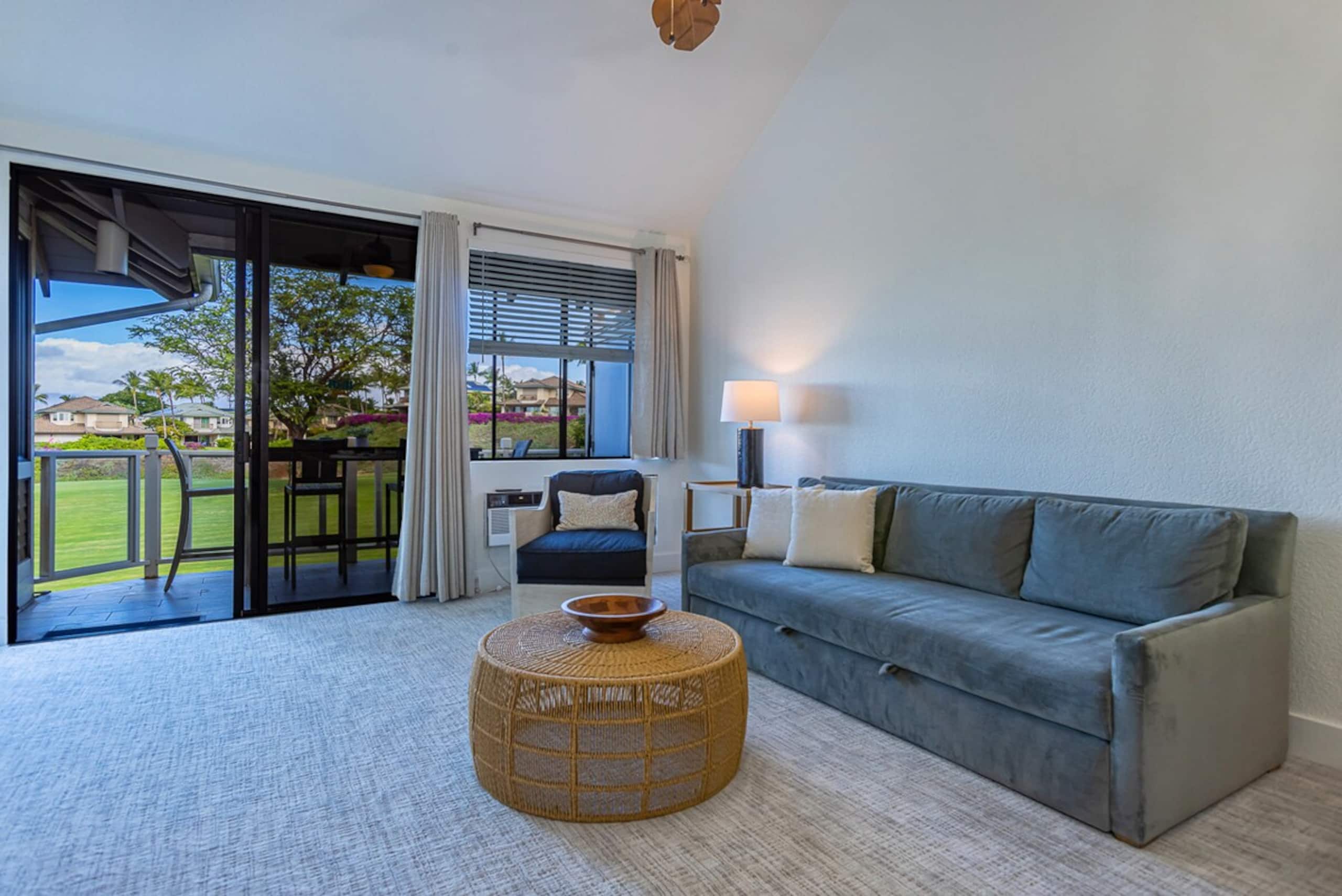 Wailea condo w/ ocean and golf views, pool - Photo 11