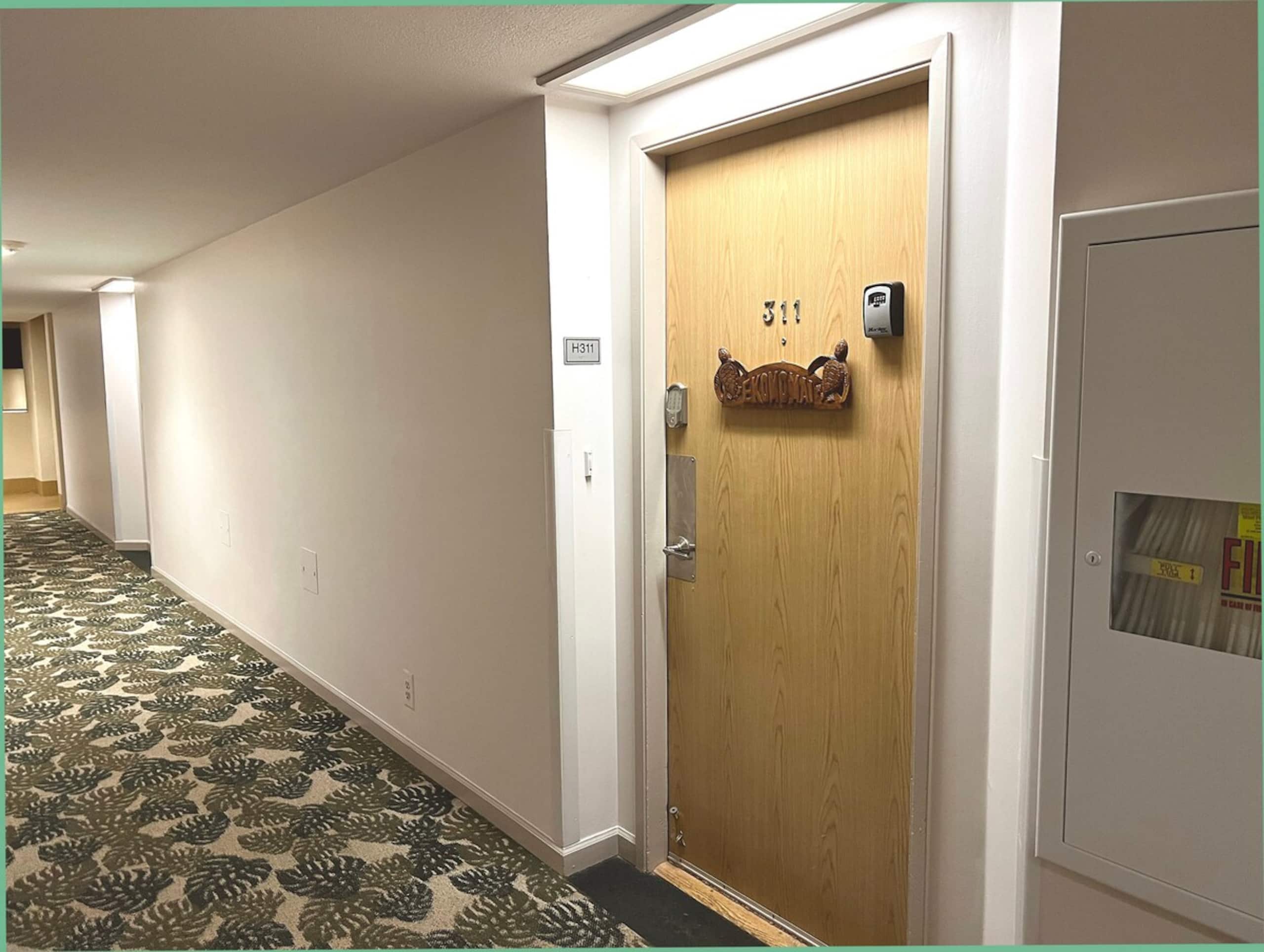 Maui Banyan 1bd/2ba, AC, quite, steps to the beach - Photo 34