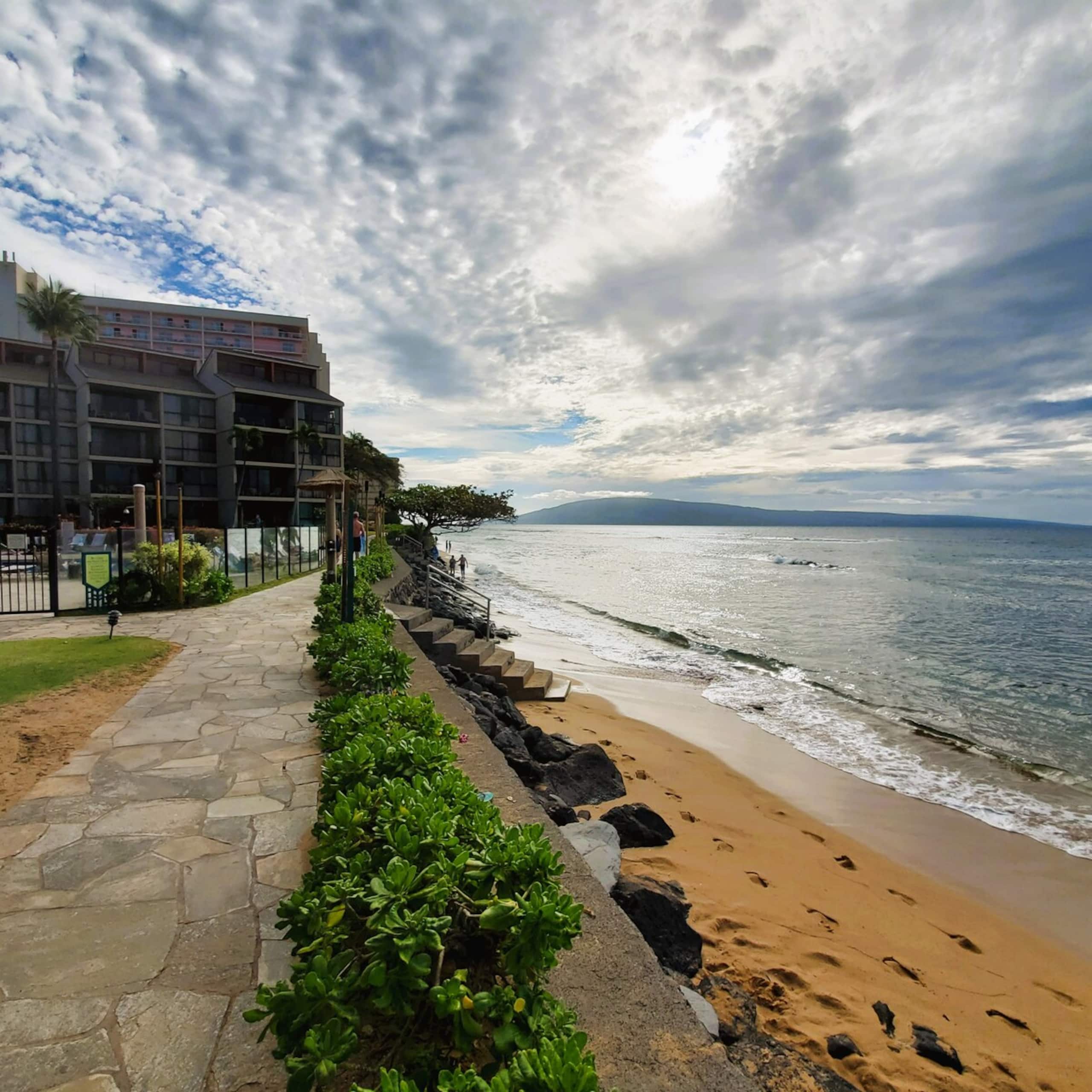 KA'ANAPALI SHORES, GREAT LOCATION & OCEANVIEW - Photo 19