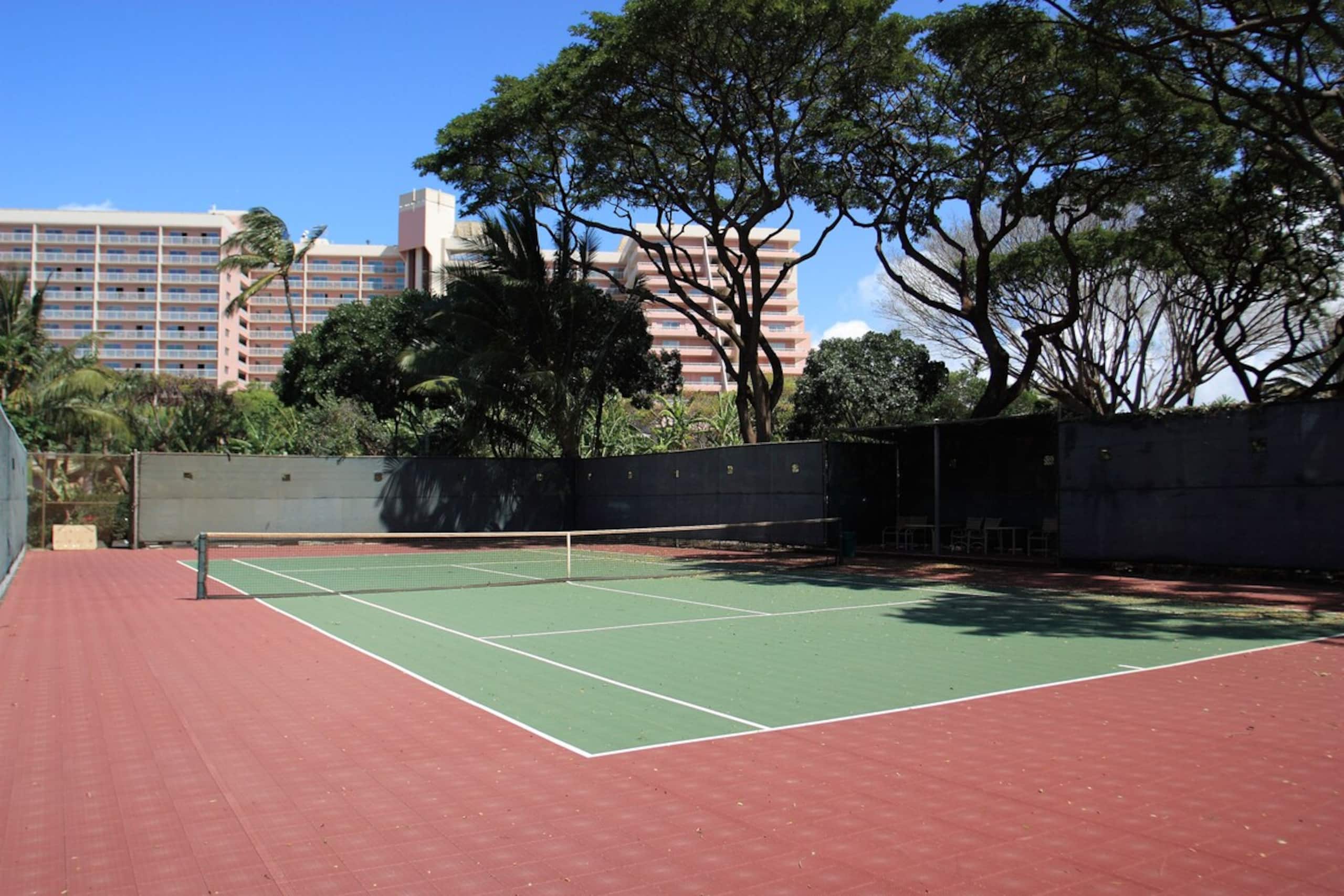 North Ka'anapali beach condo w/ boat slip - Photo 22