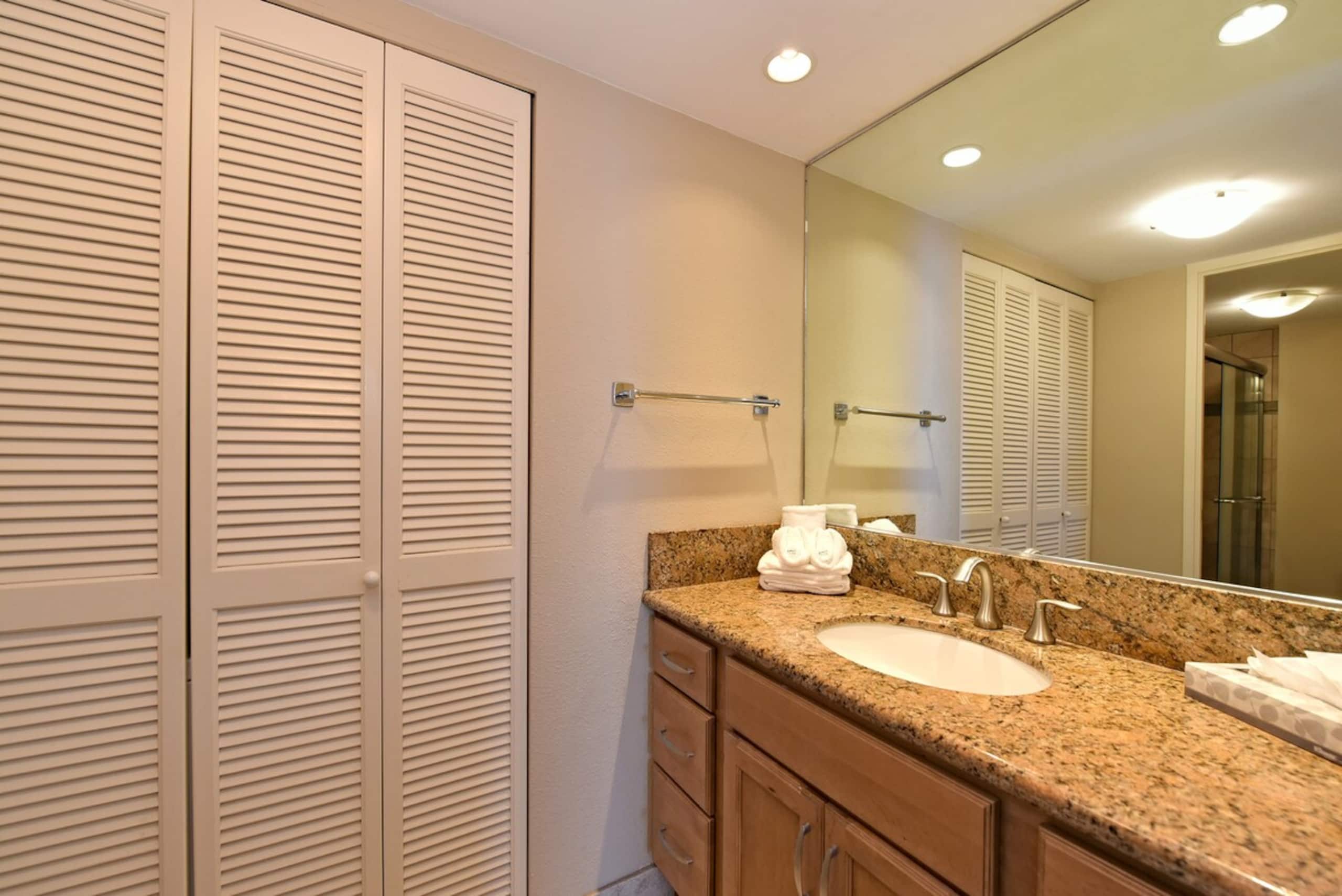 North Ka'anapali beach condo w/ boat slip - Photo 7