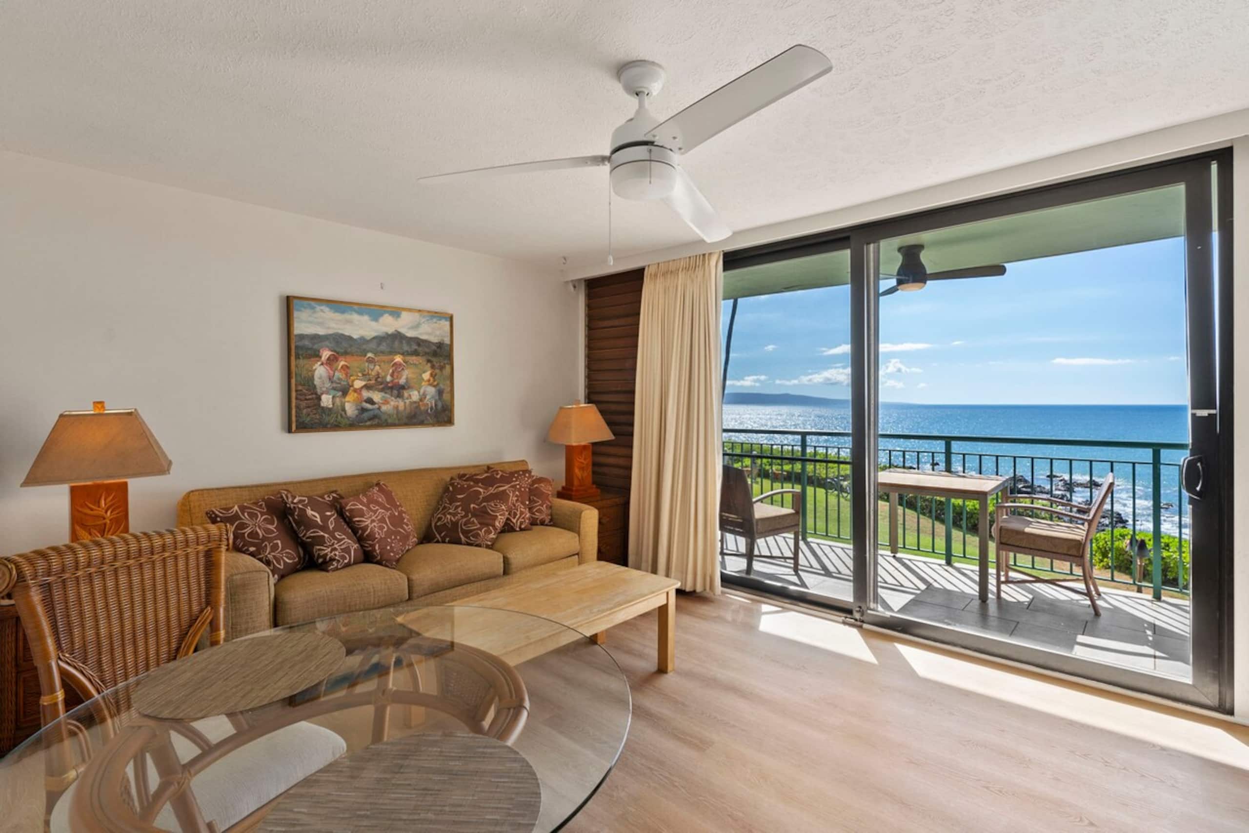 Oceanfront Maui Condo with a Fantastic Ocean View - Photo 8
