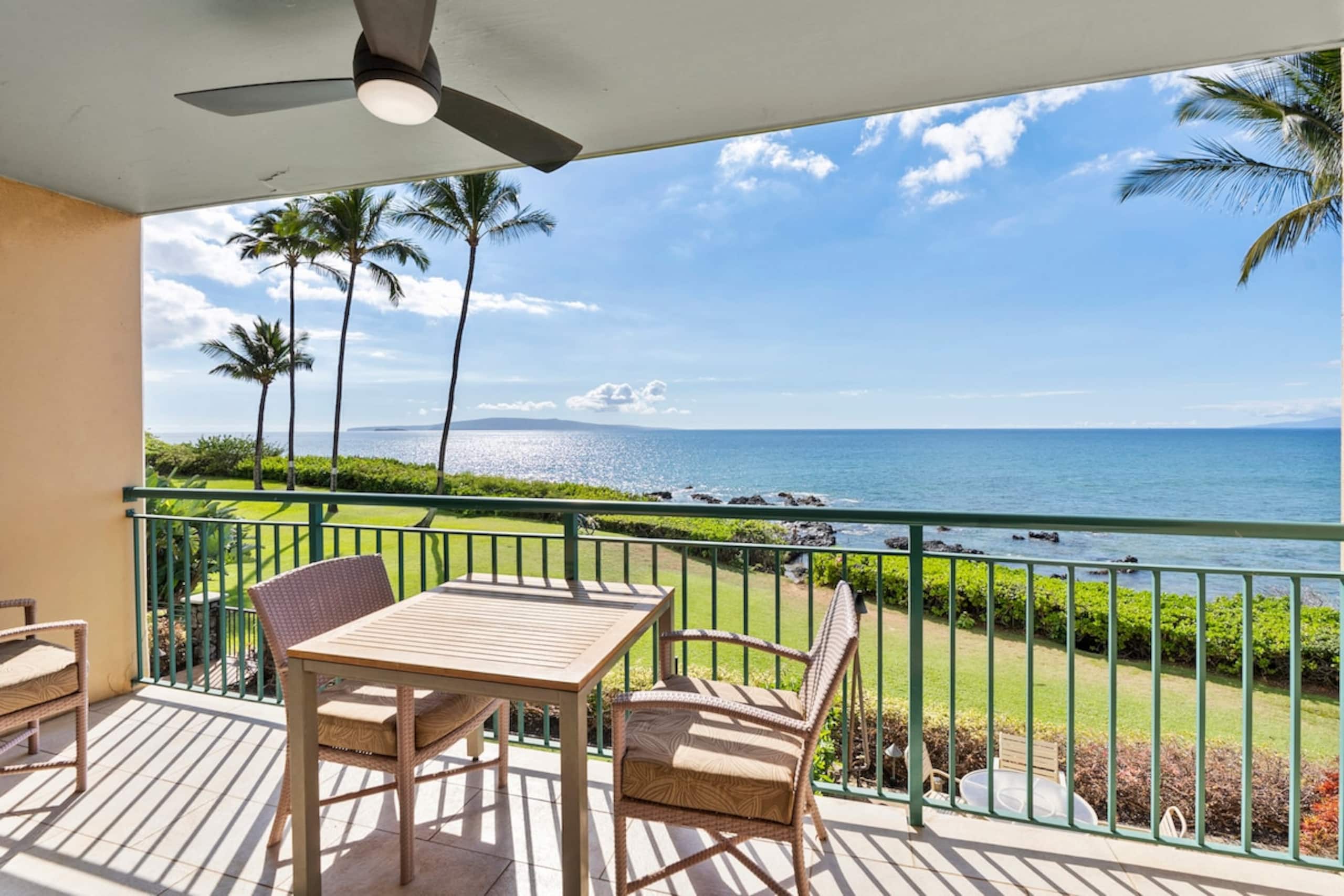Oceanfront Maui Condo with a Fantastic Ocean View - Photo 3