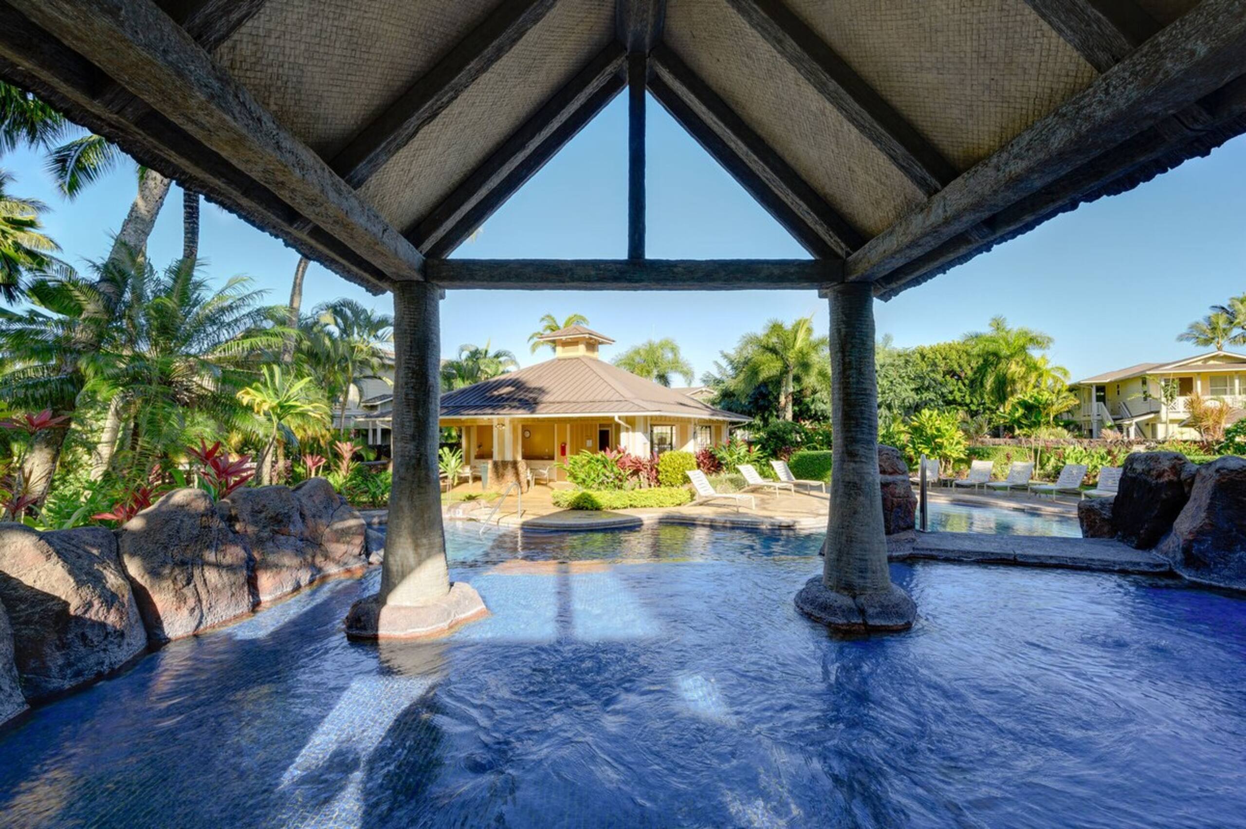 Hale Terra 3br 2.5ba Nihilani Condo, Pool, AC 27A - Photo 4