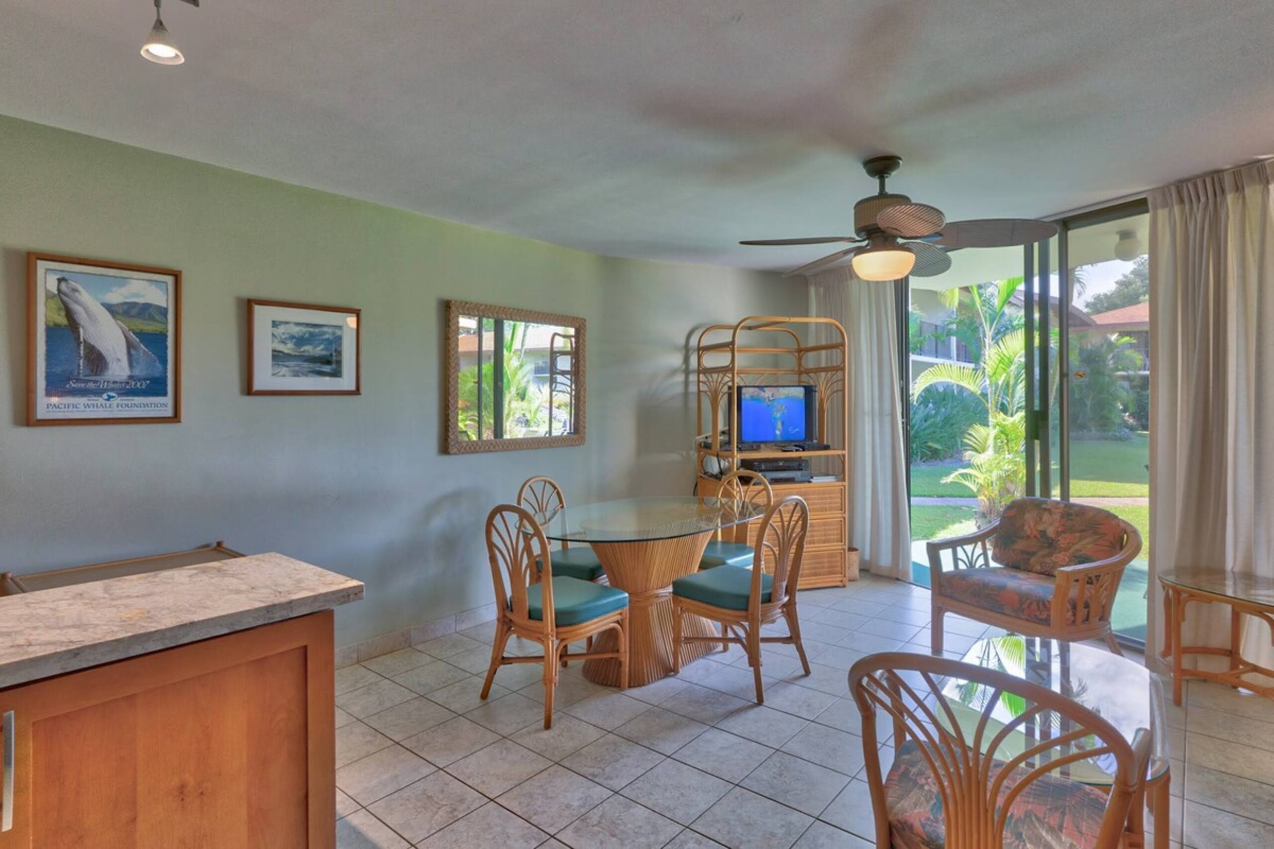 Garden View Centrally Located to Shops WB107 - Photo 5