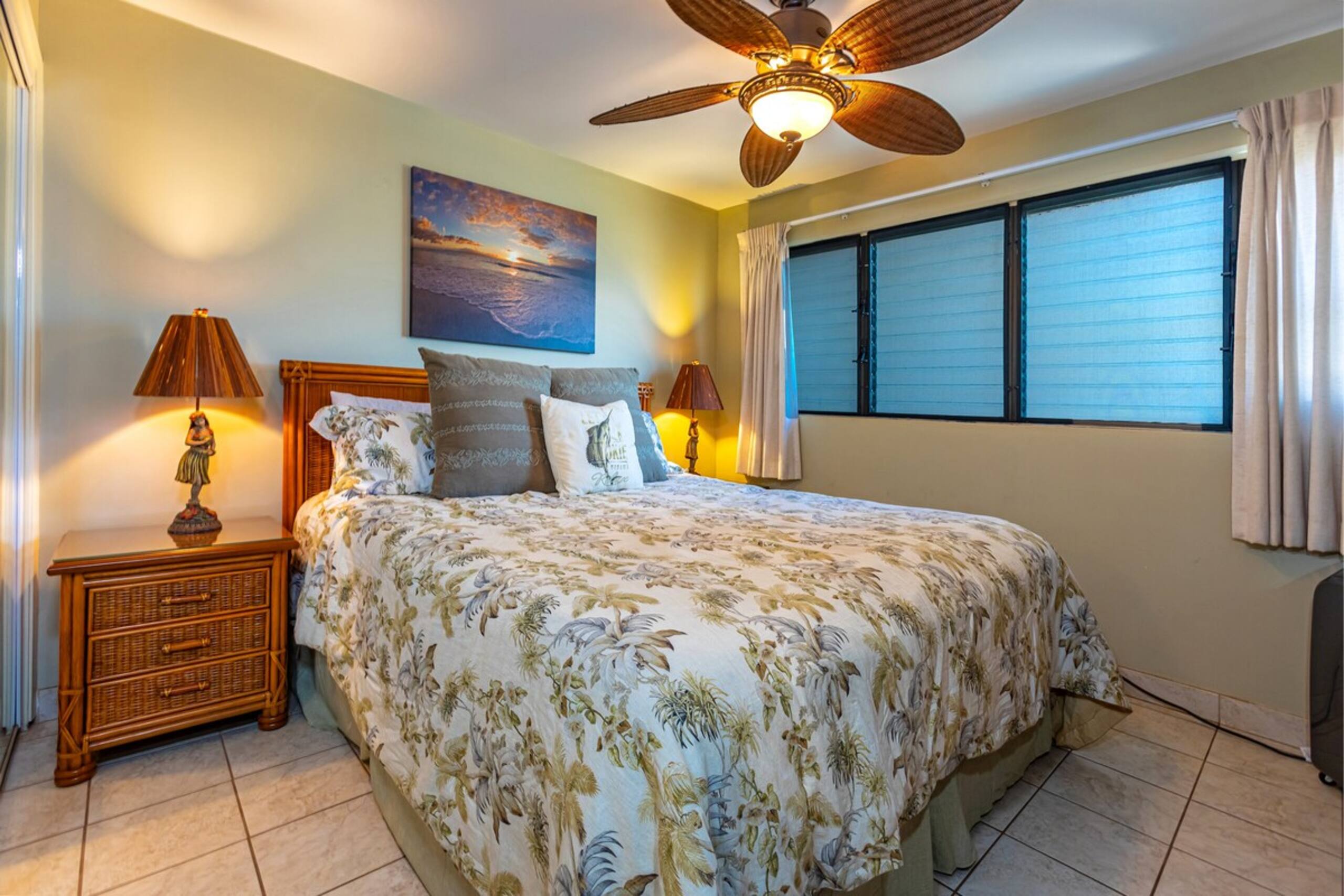 Garden View Centrally Located to Shops WB107 - Photo 12