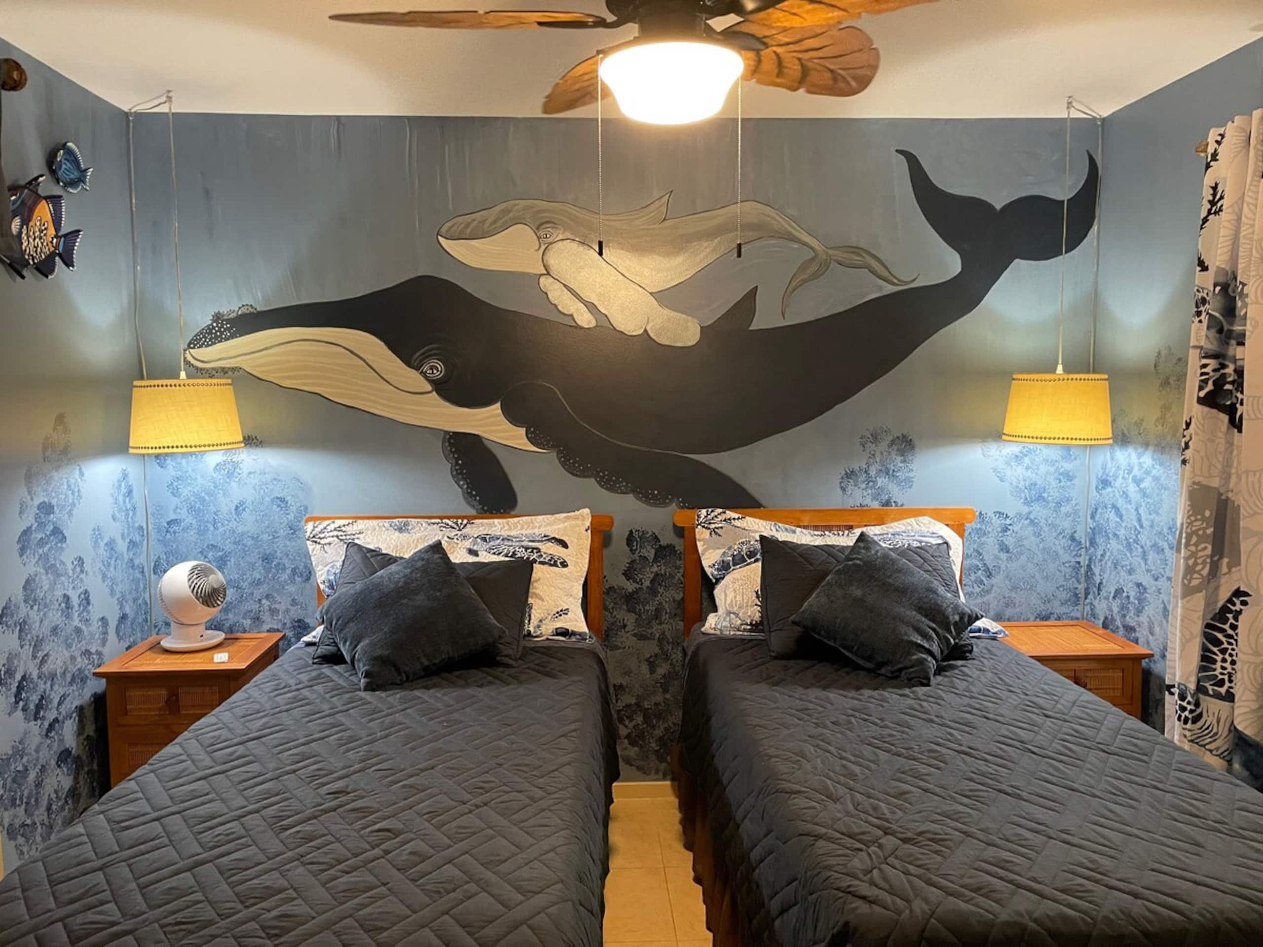 Unique Artist Condo Home steps from the ocean - Photo 9