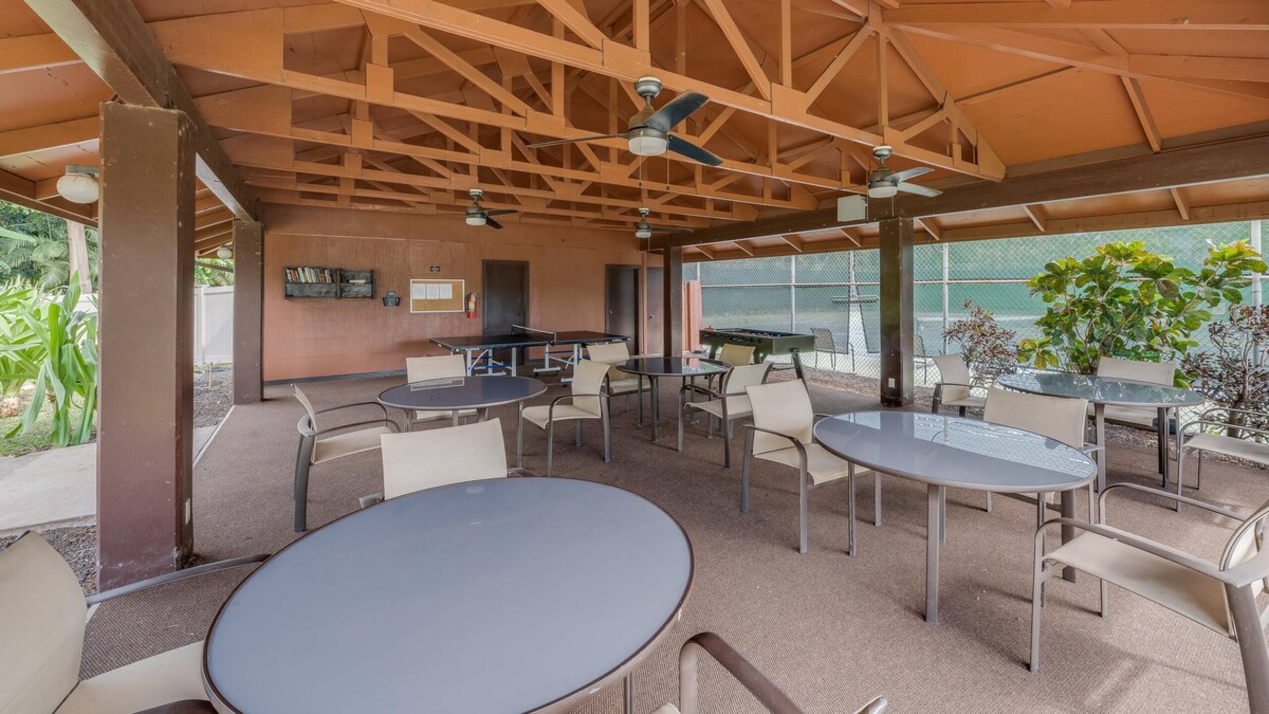 Spacious Renovated 4bd - Koa Resort 2A - Photo 73