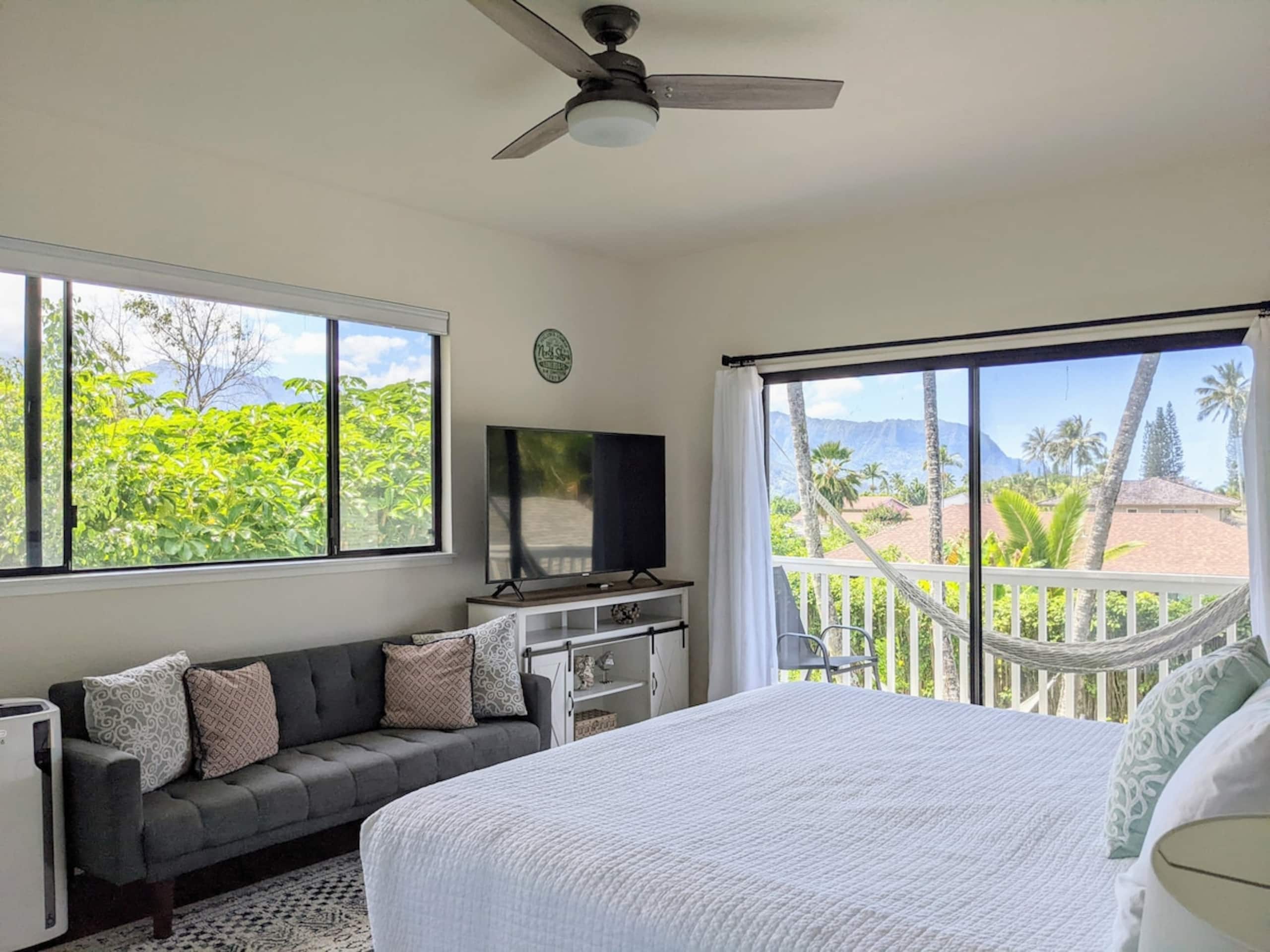 Princeville home w/ 3 br, AC, hot tub - Photo 2