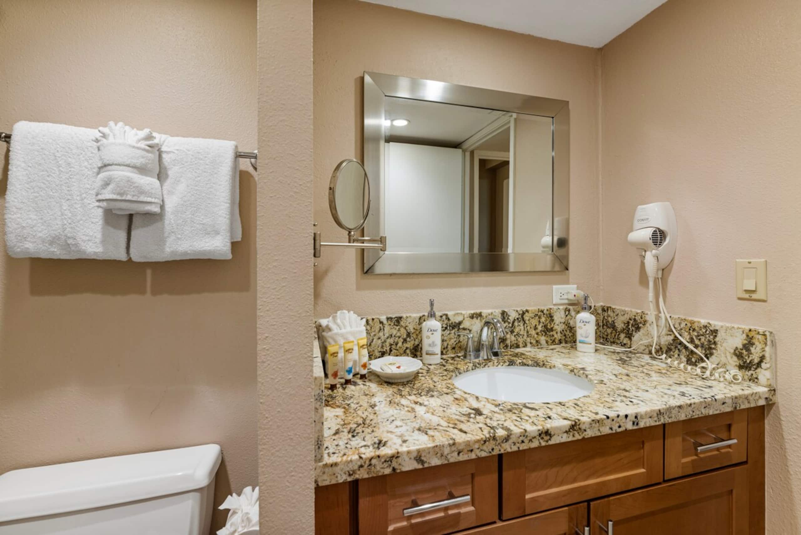Wake up to Ocean Sounds - Oceanfront 3BR Condo - - Photo 44