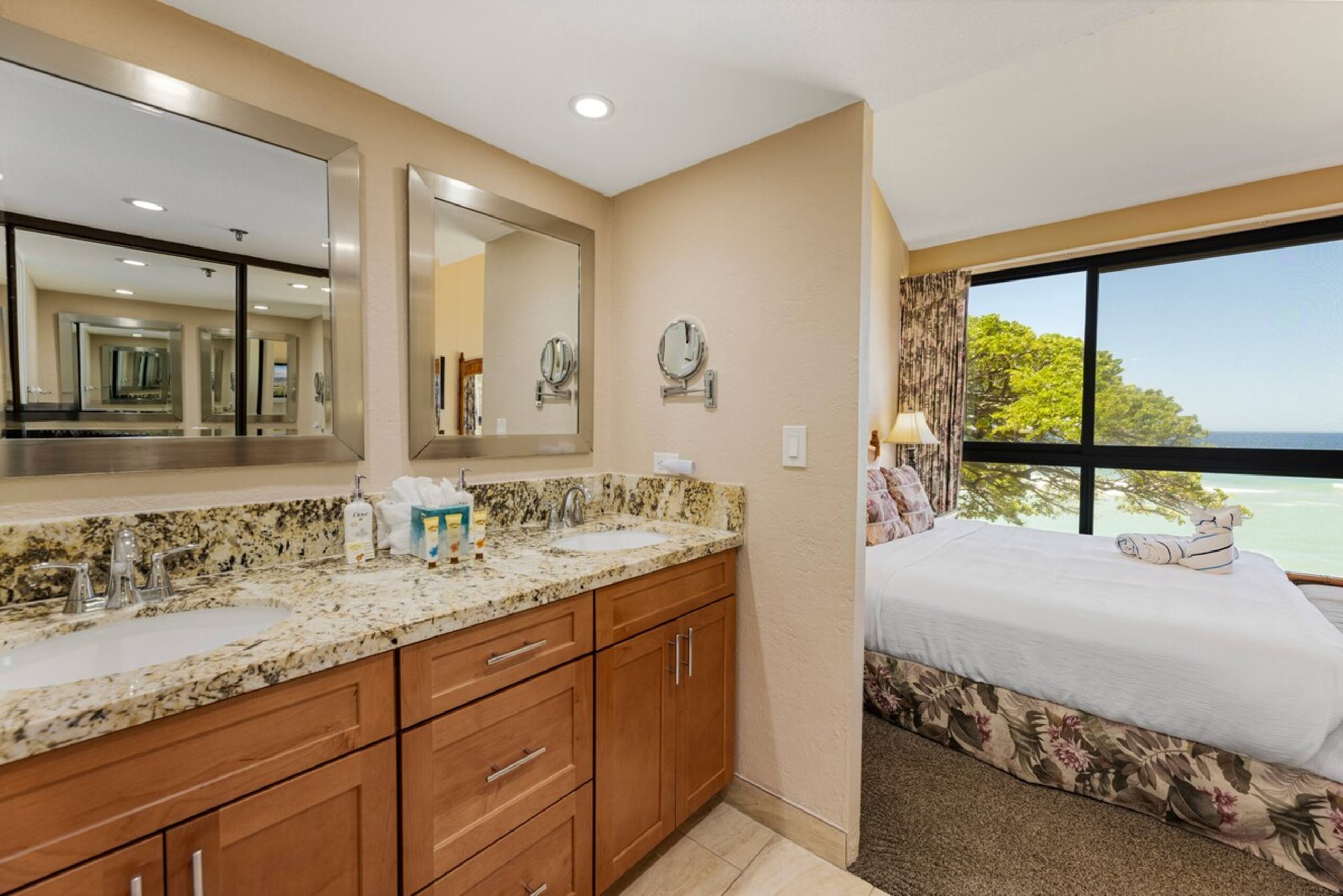 Wake up to Ocean Sounds - Oceanfront 3BR Condo - - Photo 37