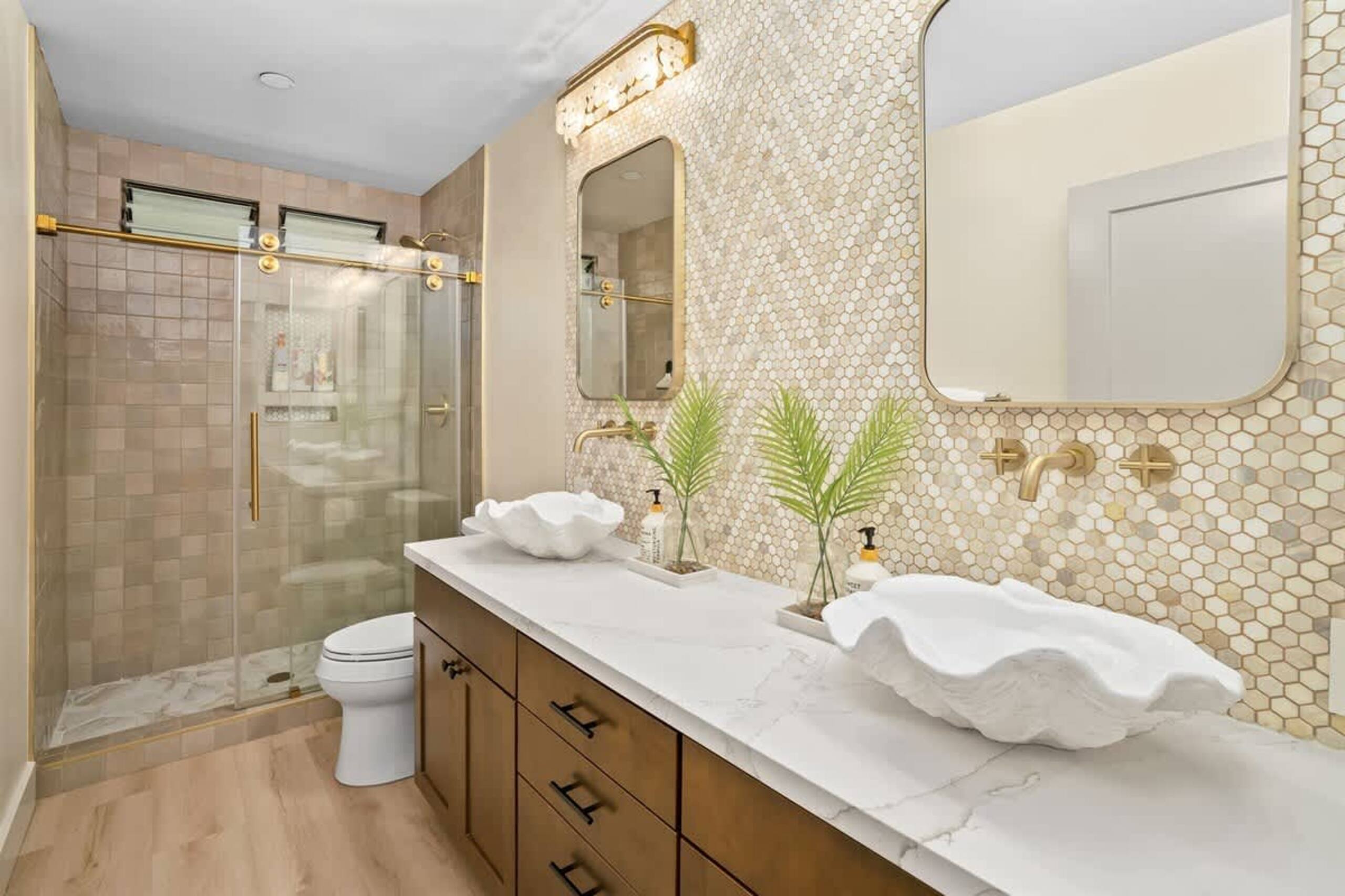 Kauai Mermaid Queen Sanctuary - Sleeps 16 - A/C - Photo 18