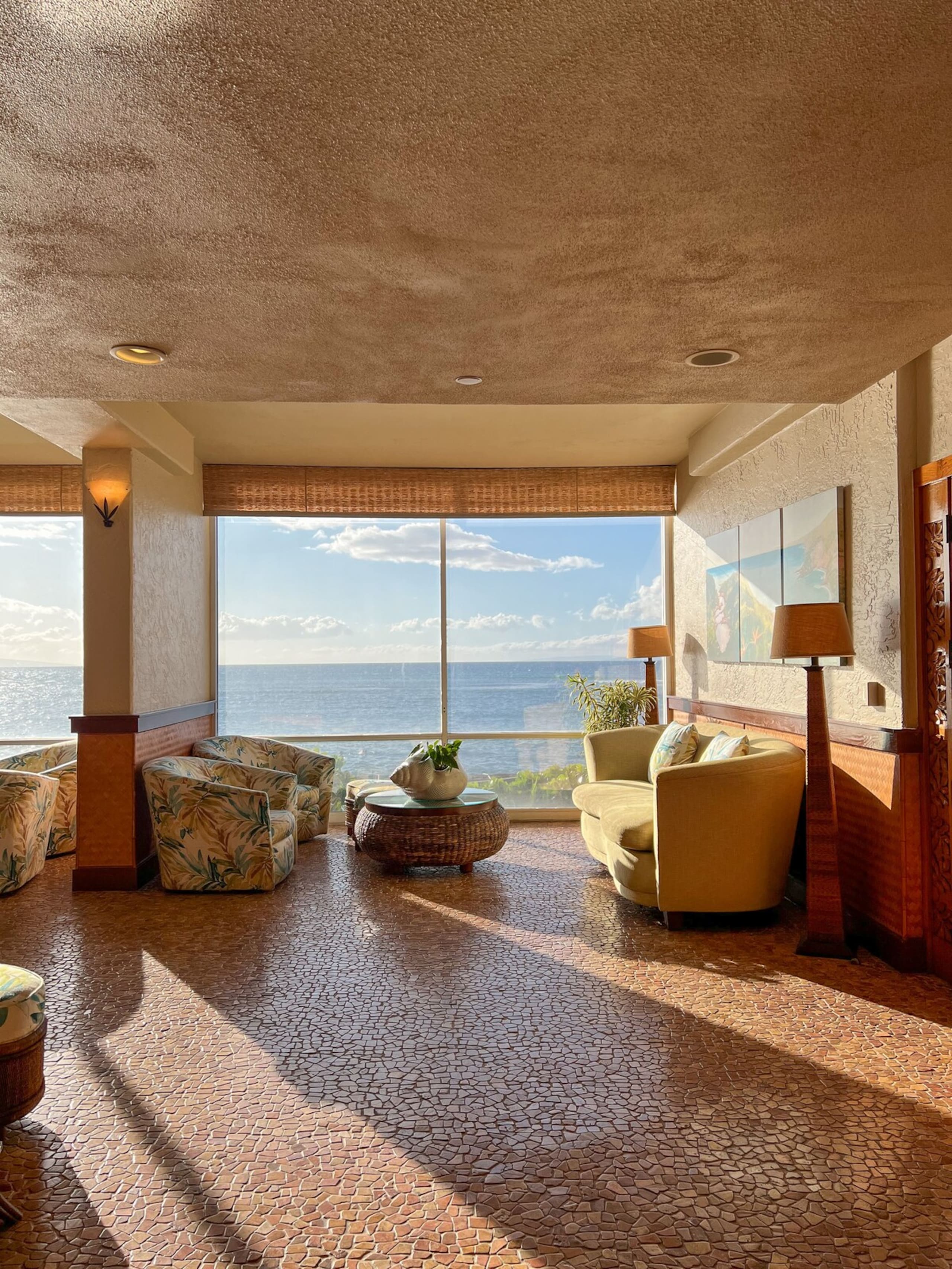Modern Hawaiian Ocean View Villa - Photo 22