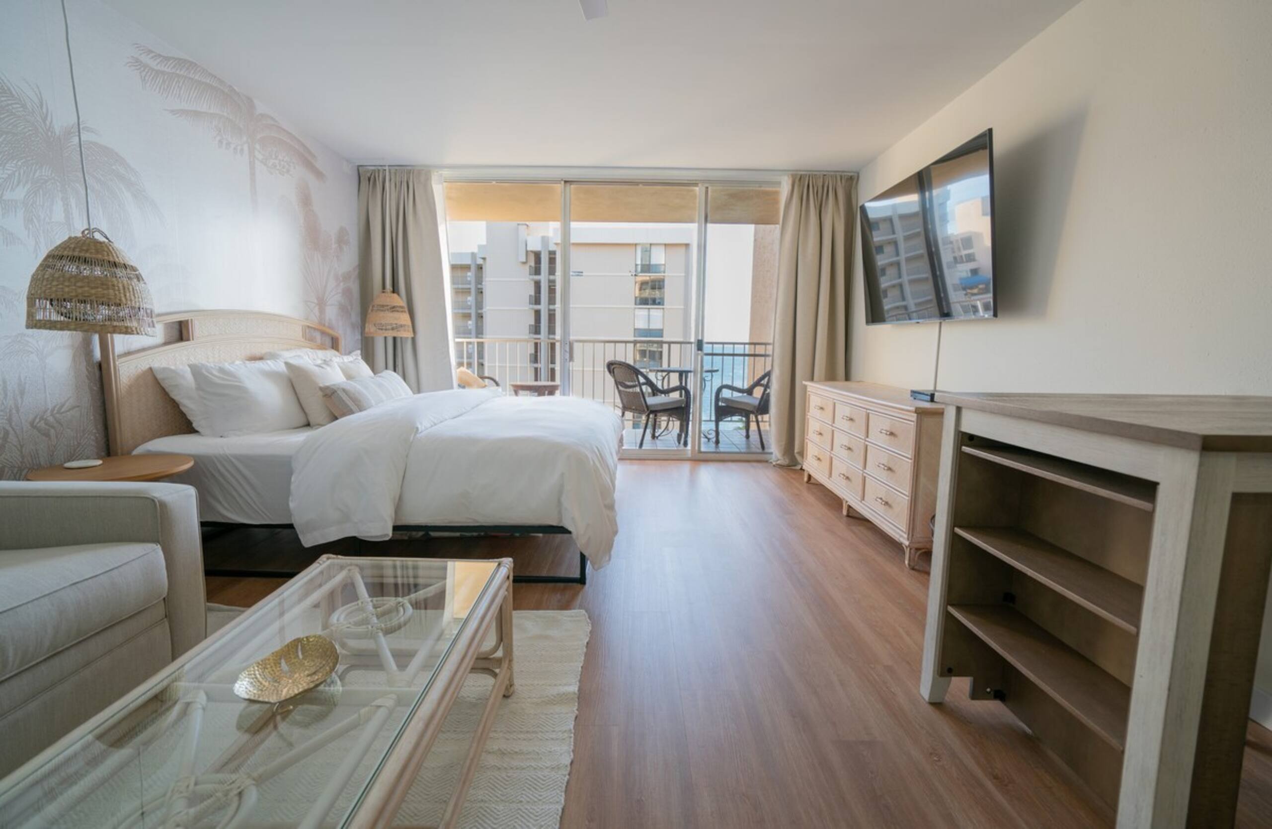 Modern Hawaiian Ocean View Villa - Photo 3