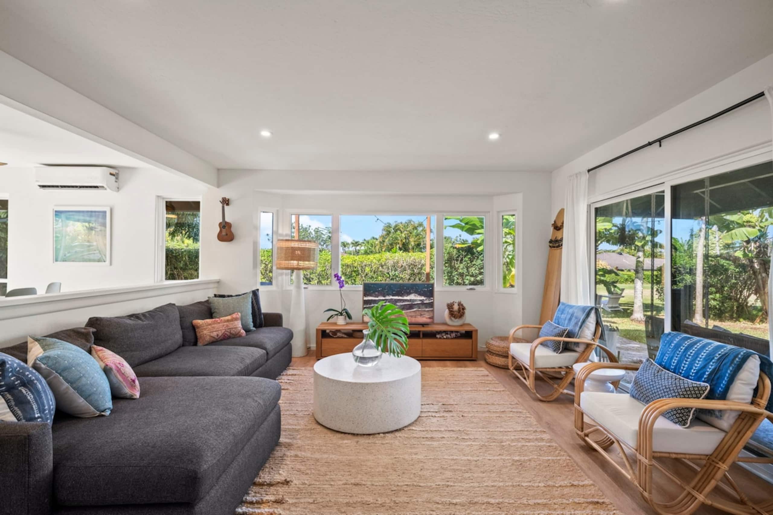 The Mango House - Photo 2