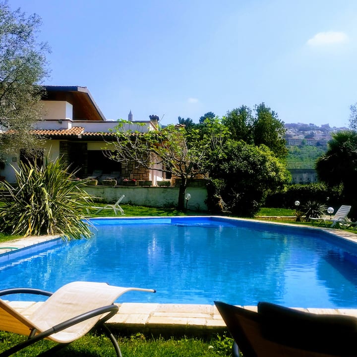 La Montanara: Piscina E Natura A Tivoli Roma - Tivoli