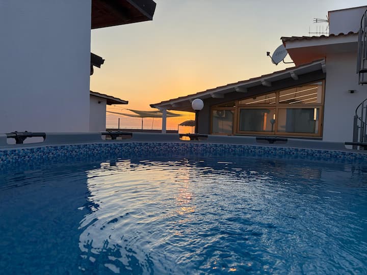Villa Sunset Luxury 
Tramonti Indimenticabili - Balestrate