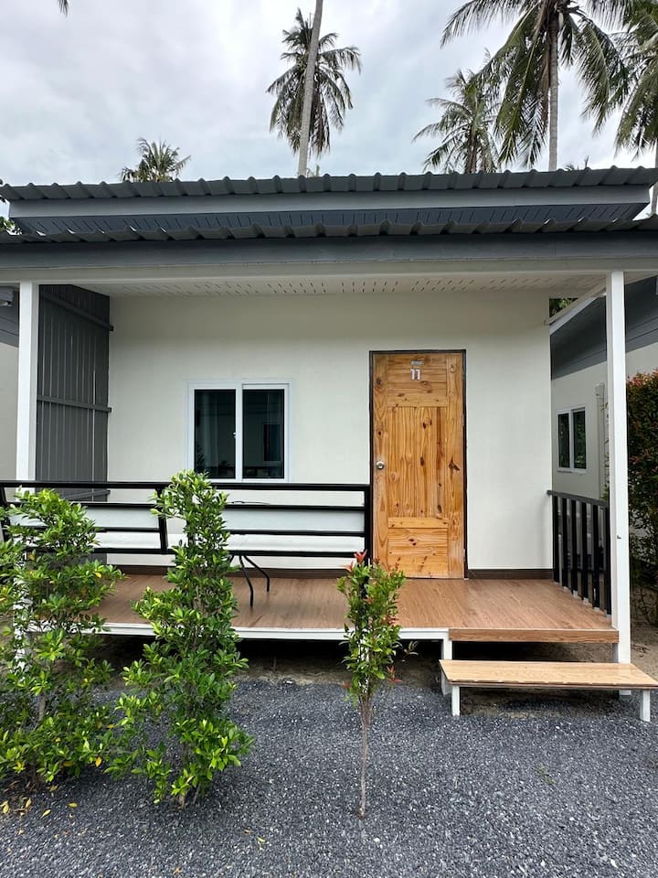 Modern Bungalow | Ac Rain Shower Patio - パンガン島