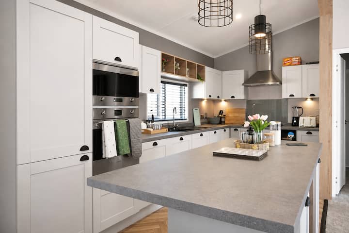 The Grand Lodge, Sleeps 8, Pet Friendly, Fast Wifi - Camber Sands