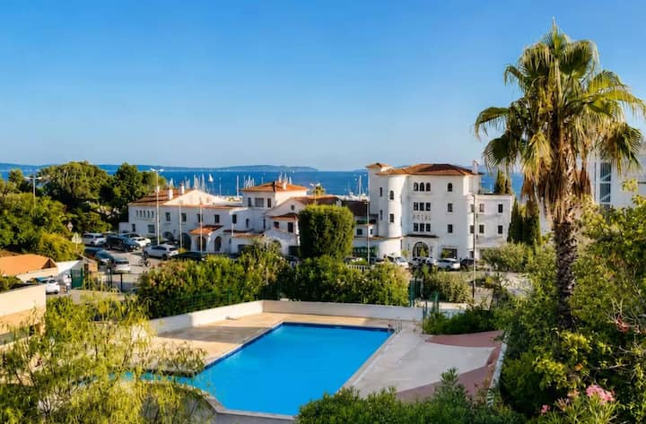 Vue Mer Exceptionnelle | Plage à Pied | Piscine | - Le Lavandou