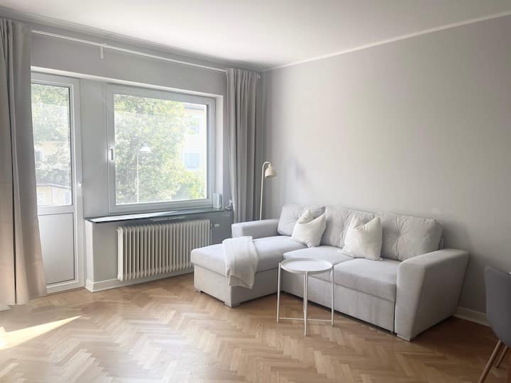 Modern Apartment With Balcony In Bromma - 斯德哥爾摩
