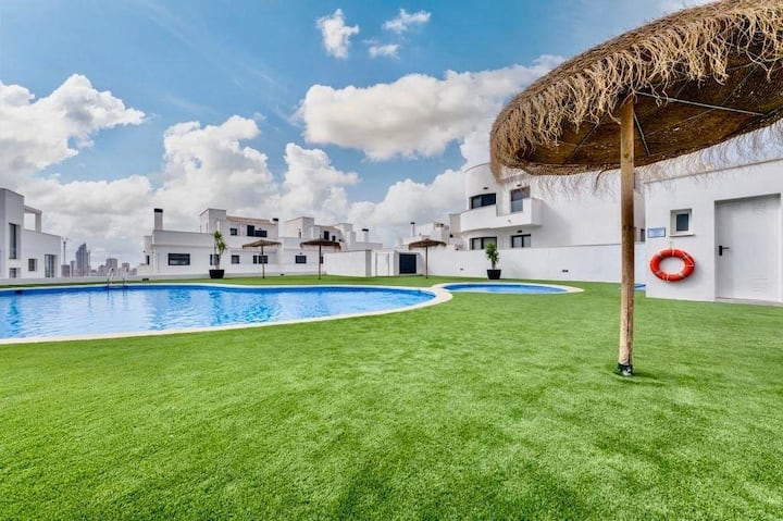 Casa En Finestrat / Cerca De Benidorm - Finestrat