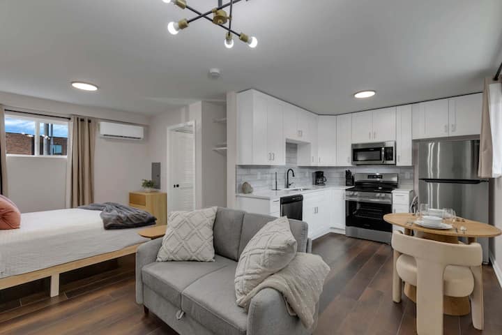 The Garden Unit | Cozy Studio In Olde Towne East - Columbus, OH