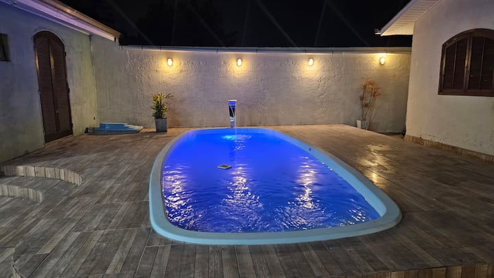 Casa C/ Piscina E Churrasqueira No Balnerio Grajaú - Paranaguá