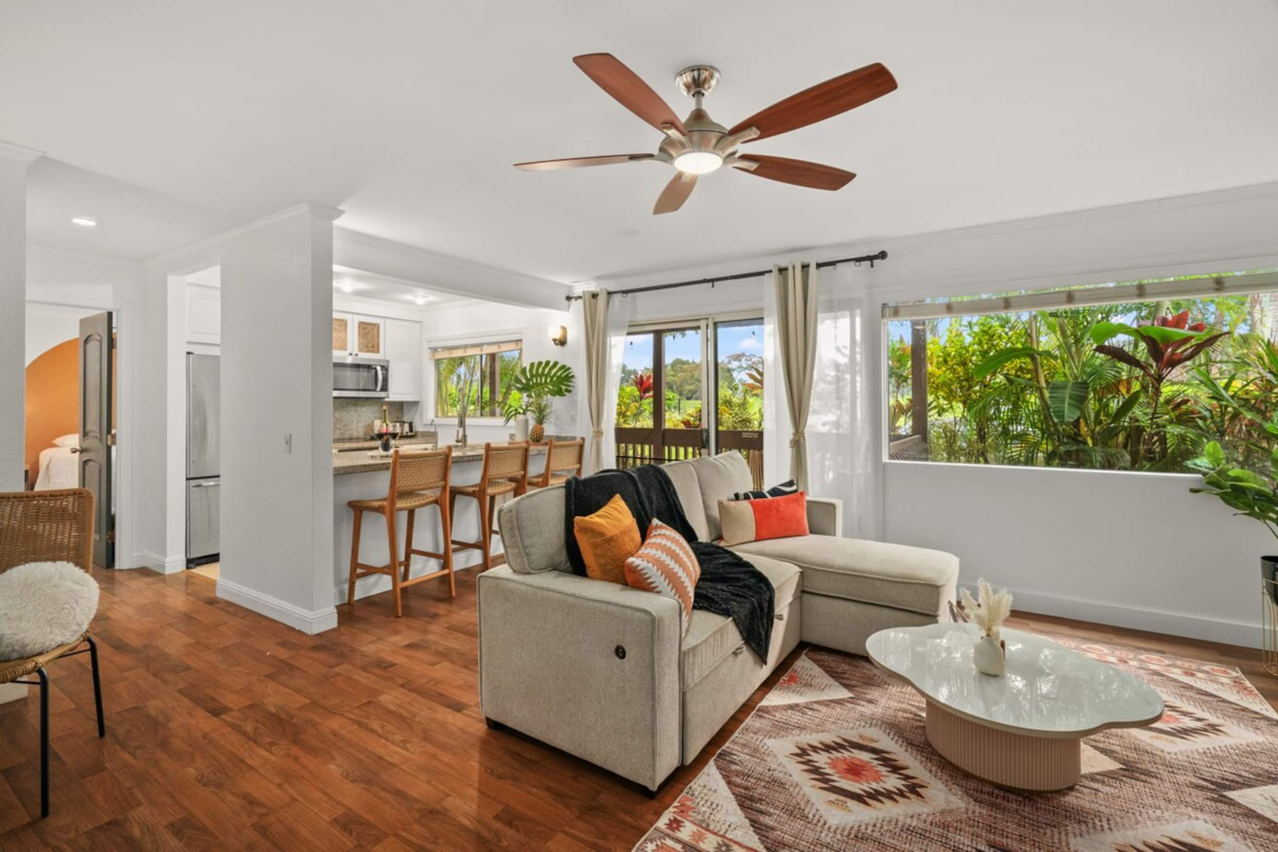 Island sanctuary w/AC, Pool, Hot tub & Lanai - Photo 6