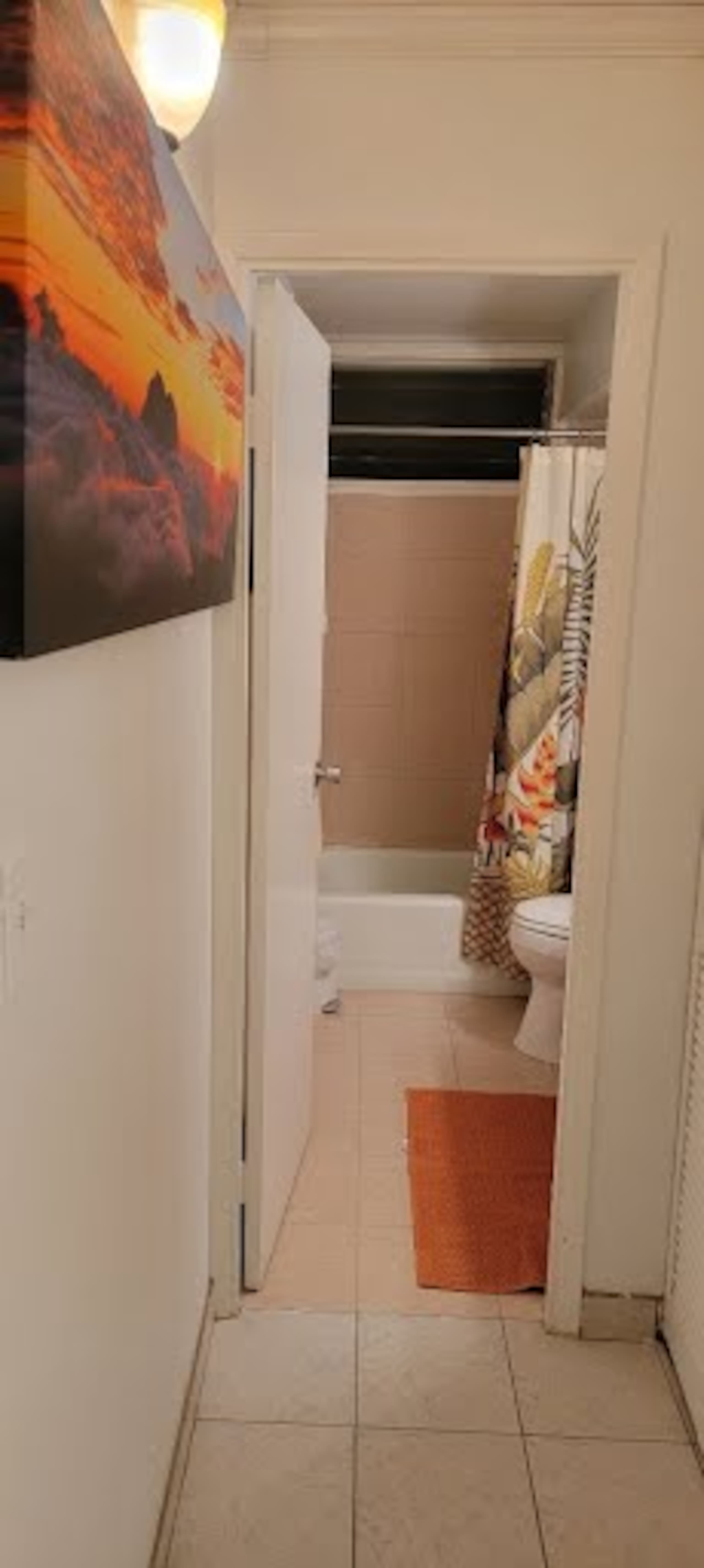 Spacious, Great Location. Close to Beaches - Photo 14